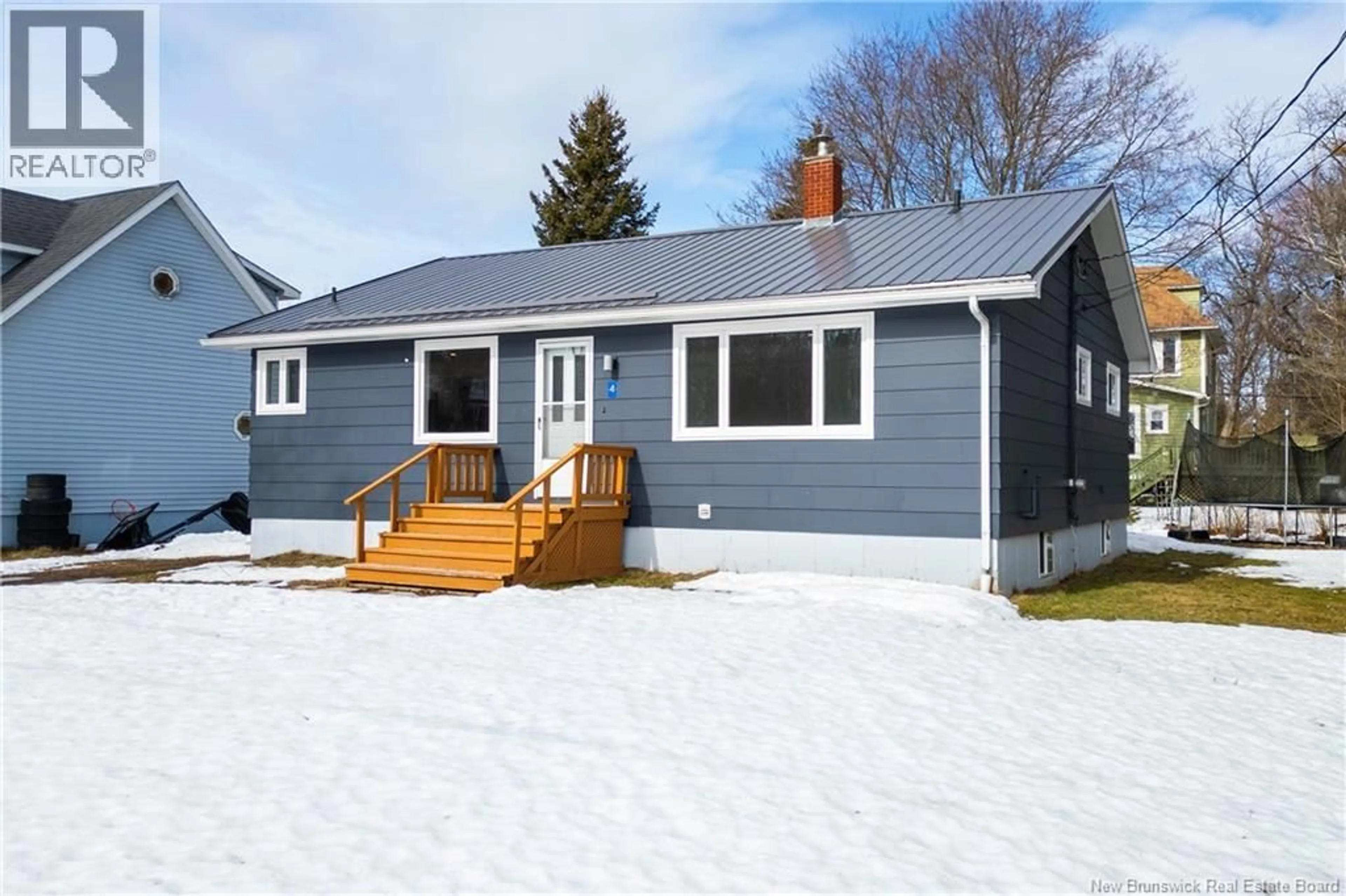 Home with vinyl exterior material, street for 4 BICKERTON, Sackville New Brunswick E4L3M7