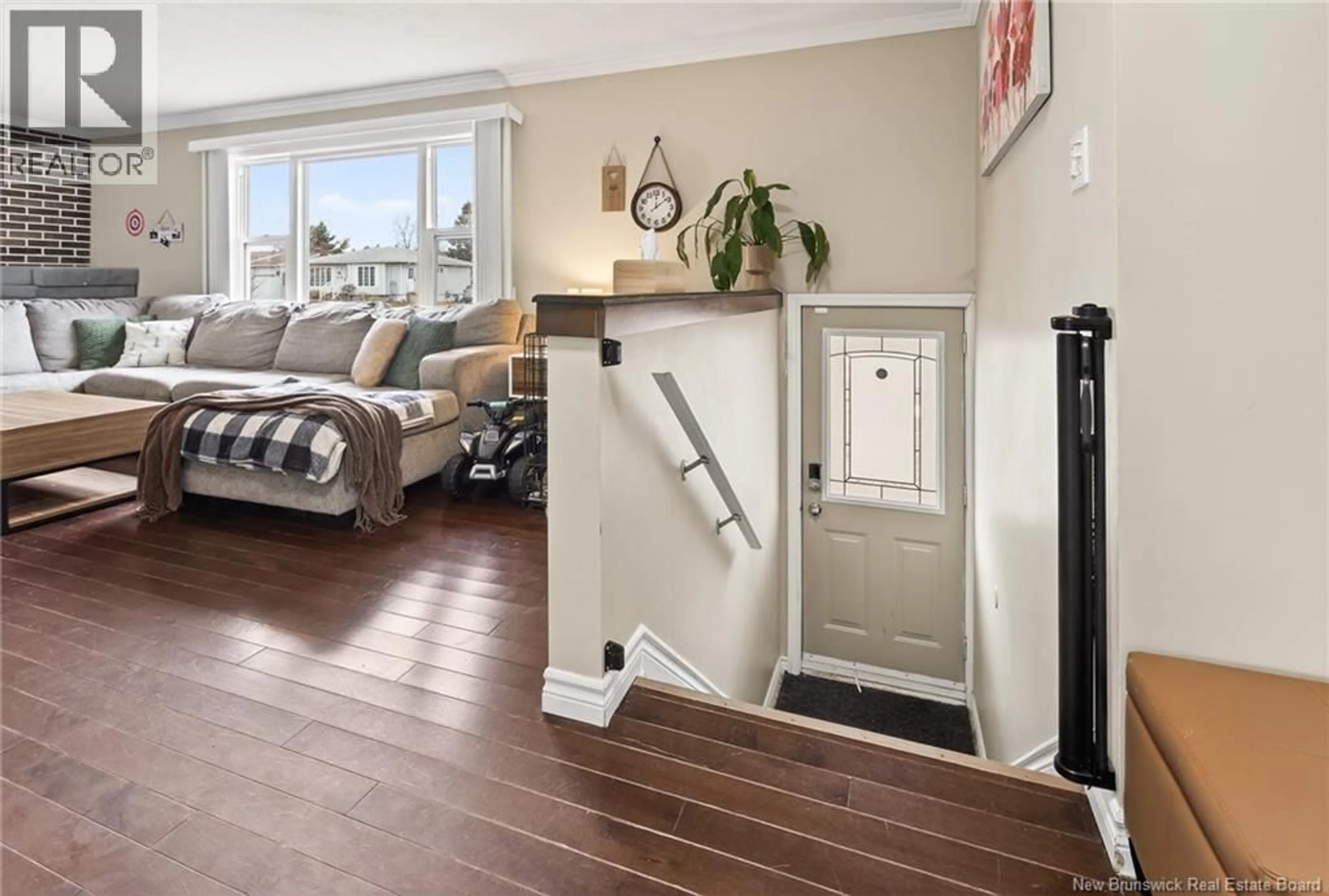 Indoor entryway for 37-39 MCKAY AVENUE, Moncton New Brunswick E1A3N2