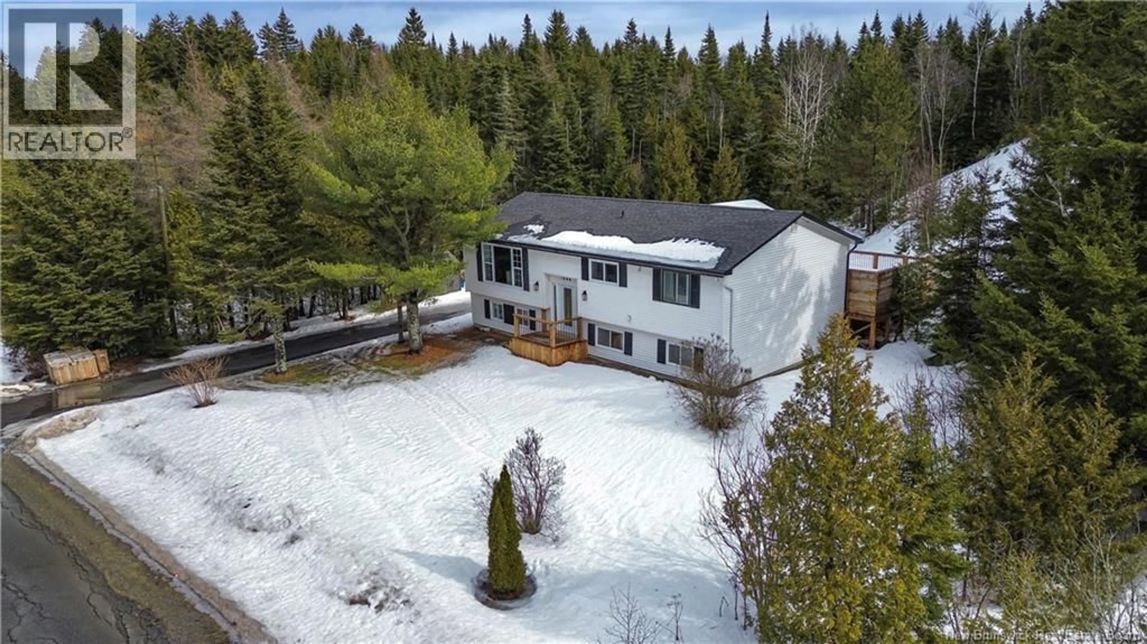 A pic from outside/outdoor area/front of a property/back of a property/a pic from drone, unknown for 1080 GOLDEN GROVE ROAD, Saint John New Brunswick E2N2A6