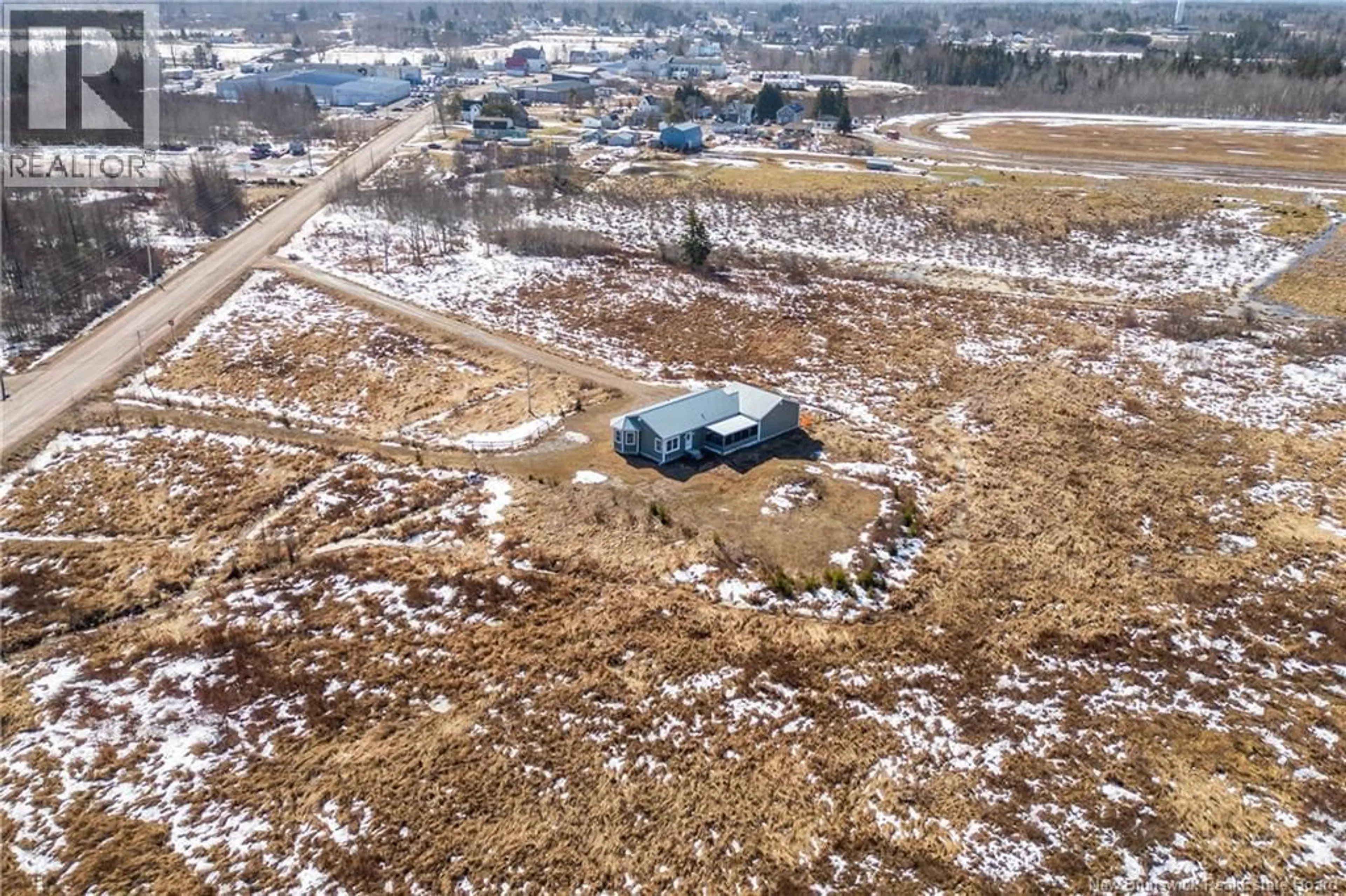 A pic from outside/outdoor area/front of a property/back of a property/a pic from drone, building for 80 EAST MAIN STREET, Port Elgin New Brunswick E4M2X7