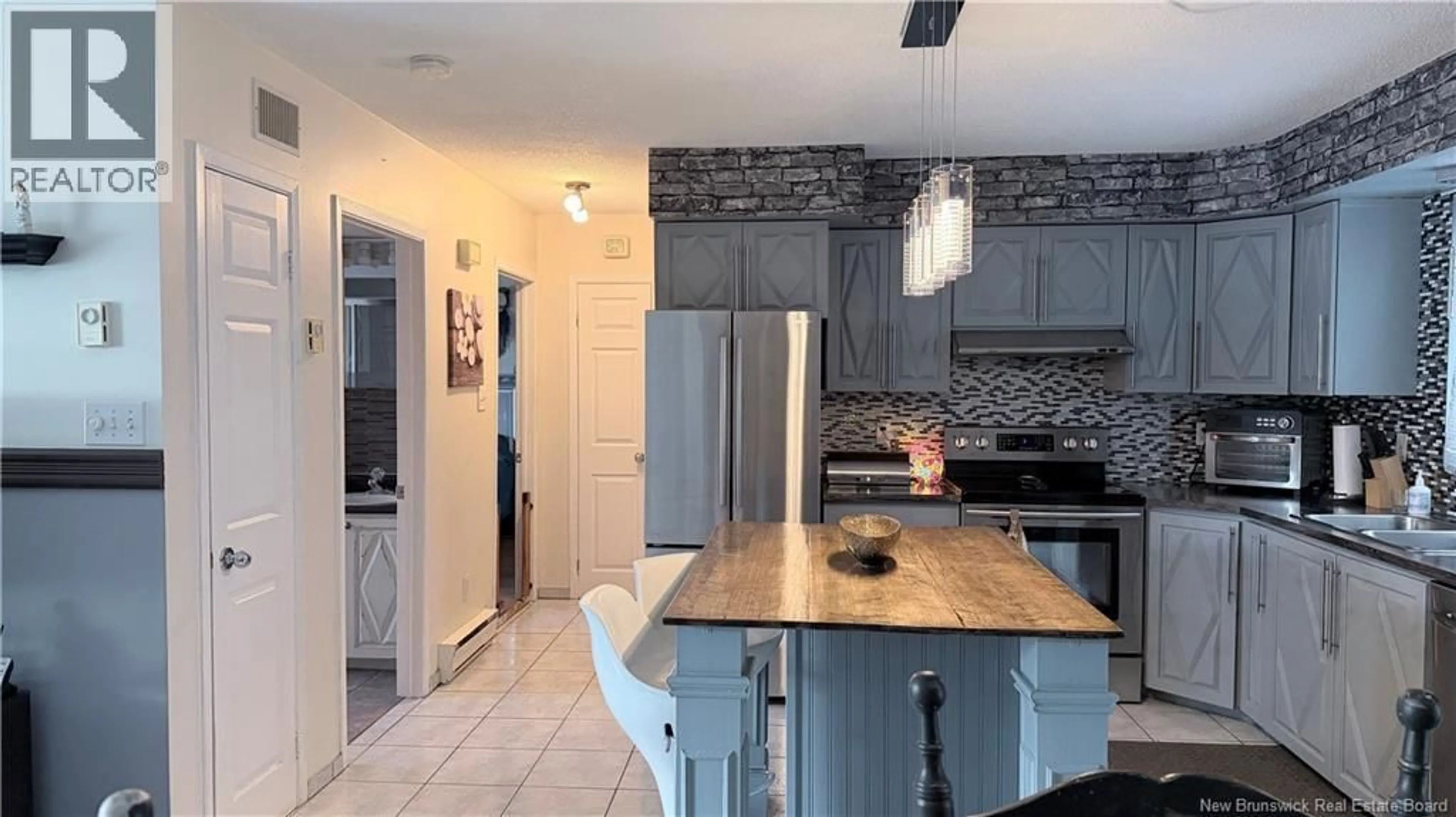 Open concept kitchen, ceramic/tile floor for 47 2E AVENUE, Clair New Brunswick E7A2A9