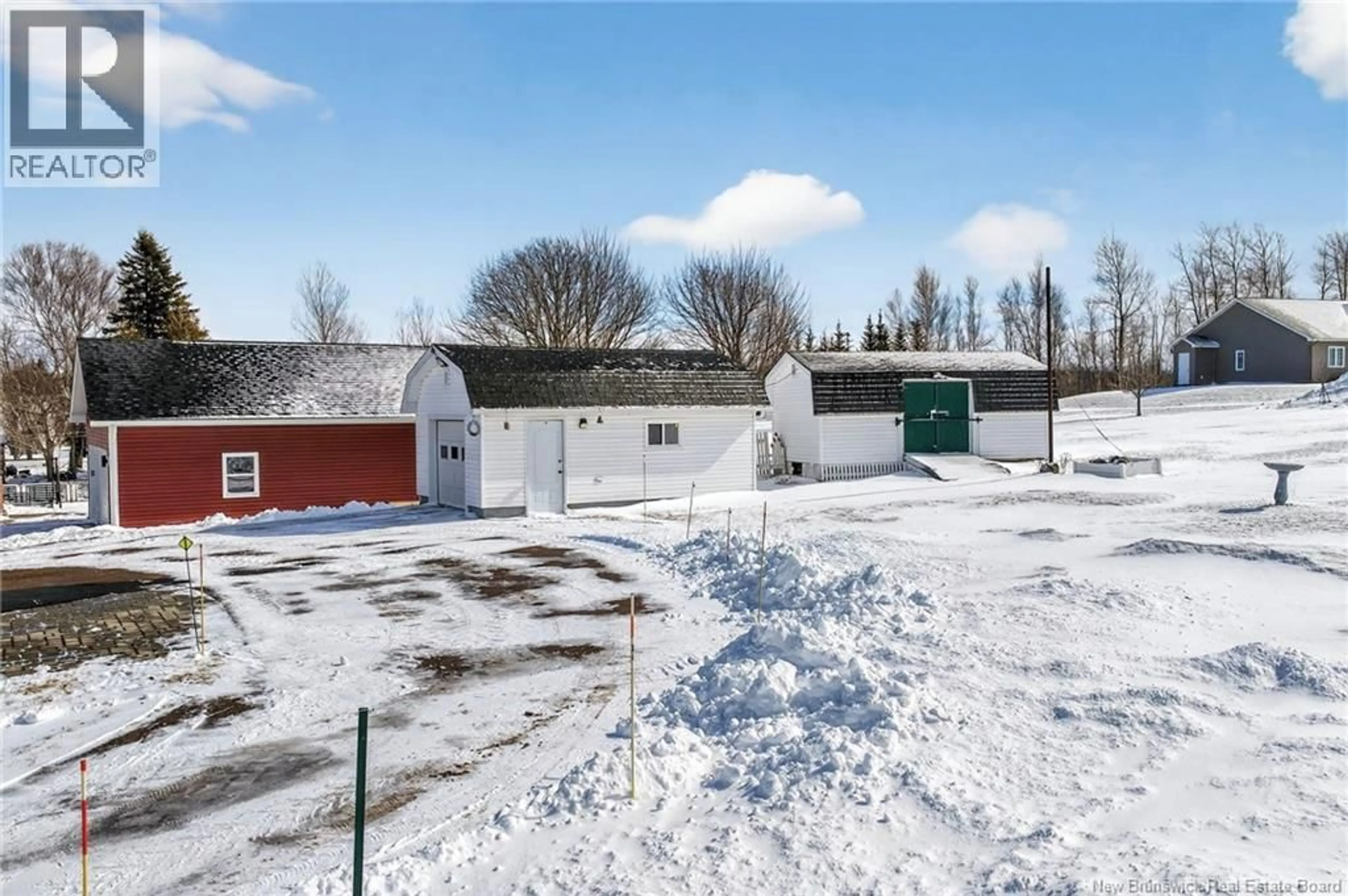 A pic from outside/outdoor area/front of a property/back of a property/a pic from drone, building for 83 ROBICHAUD STREET, Cap-Pelé New Brunswick E4N1Y5