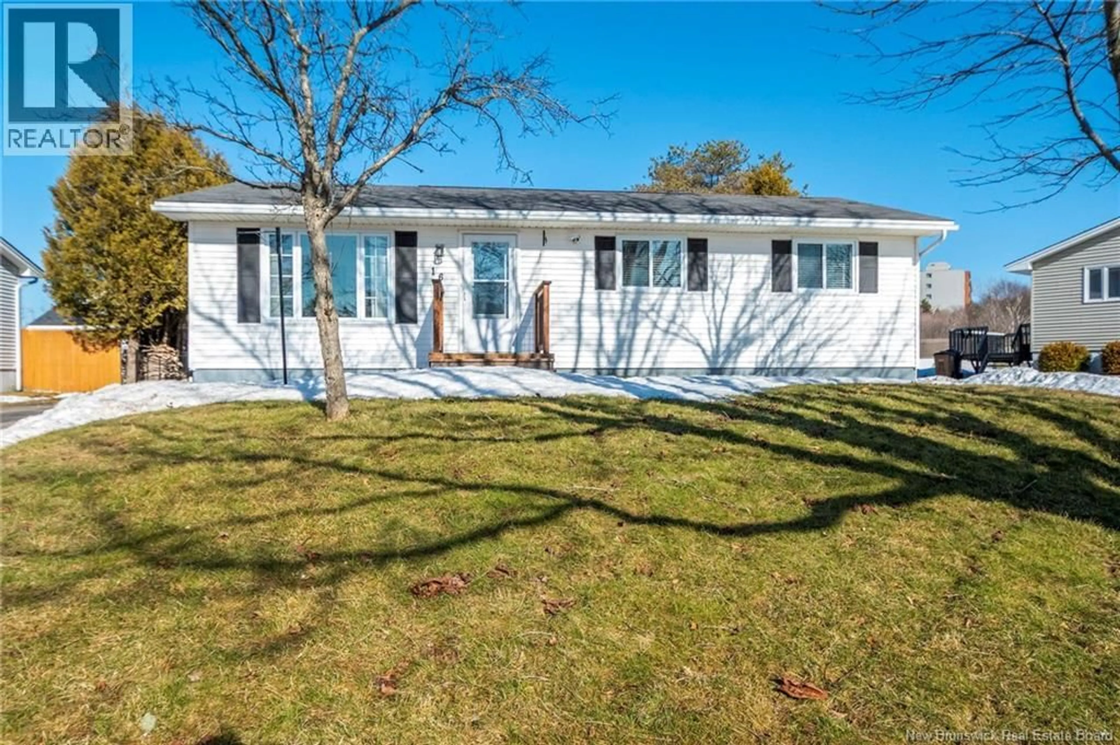 A pic from outside/outdoor area/front of a property/back of a property/a pic from drone, water/lake/river/ocean view for 16 SUNNYBROOK TERRACE, Saint John New Brunswick E2J4L4