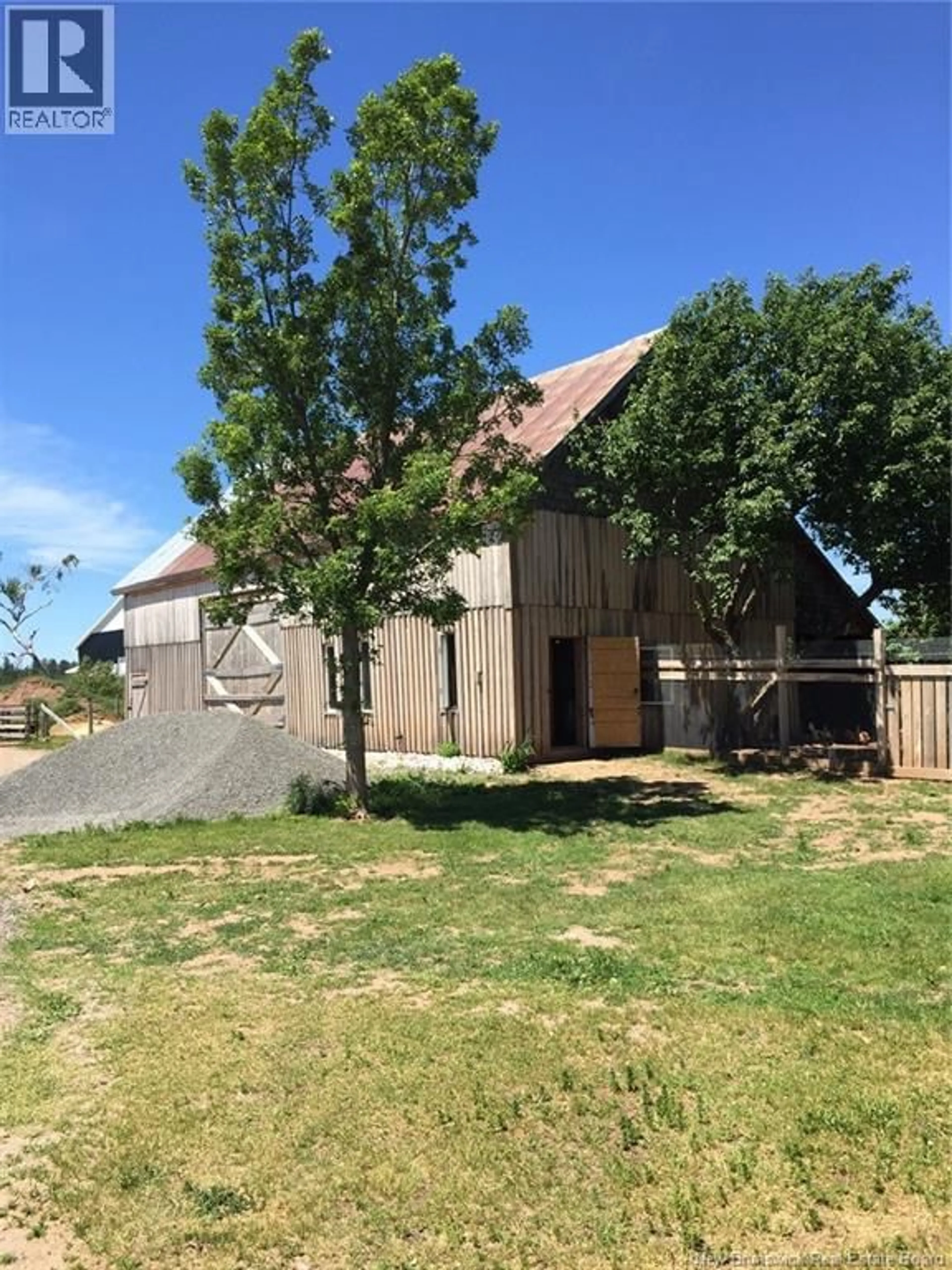 A pic from outside/outdoor area/front of a property/back of a property/a pic from drone, street for 2402 ROUTE 885, Havelock New Brunswick E4Z5P1