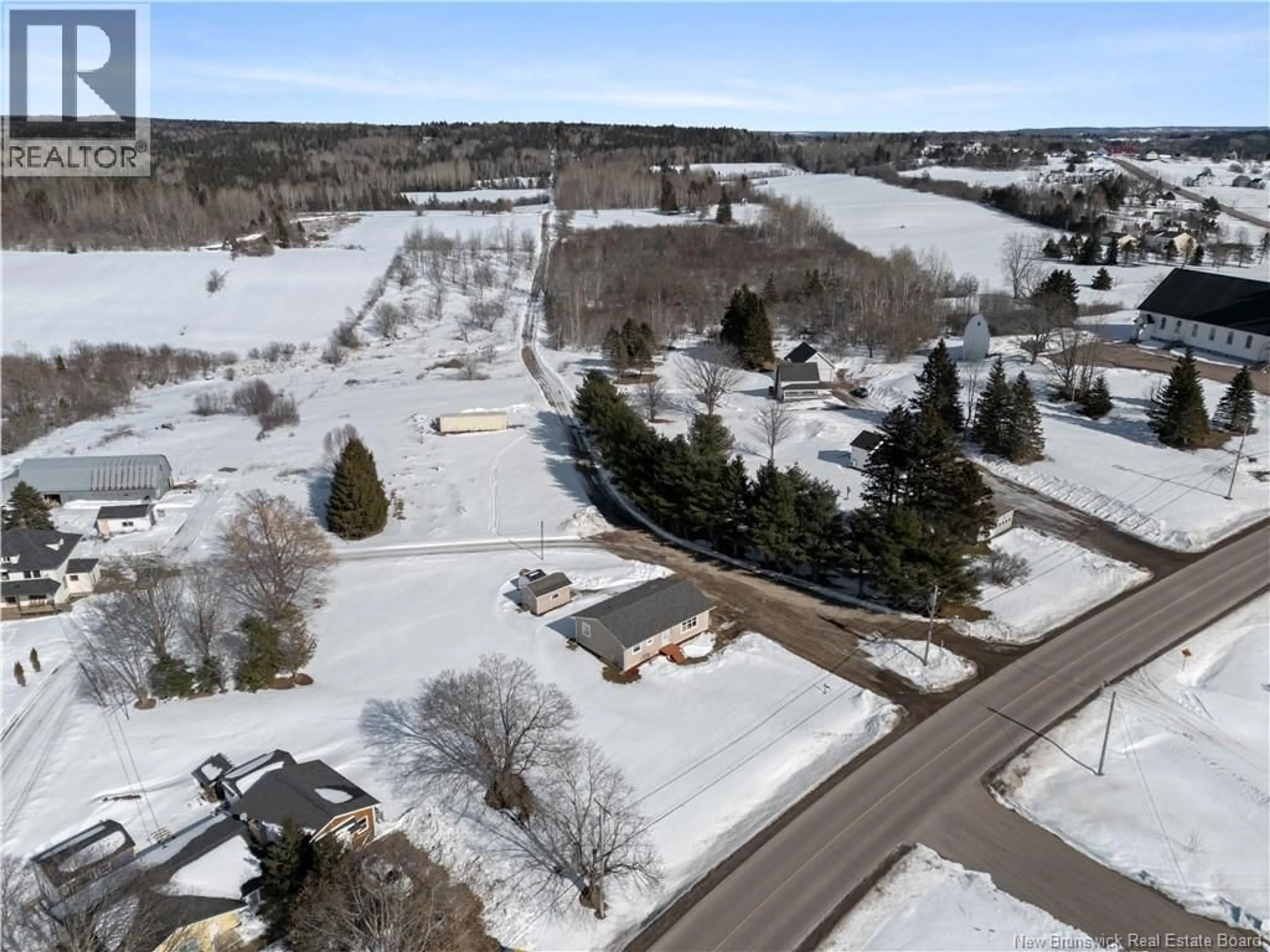 A pic from outside/outdoor area/front of a property/back of a property/a pic from drone, unknown for 1009 PRINCIPALE ROAD, Memramcook New Brunswick E4K2S3