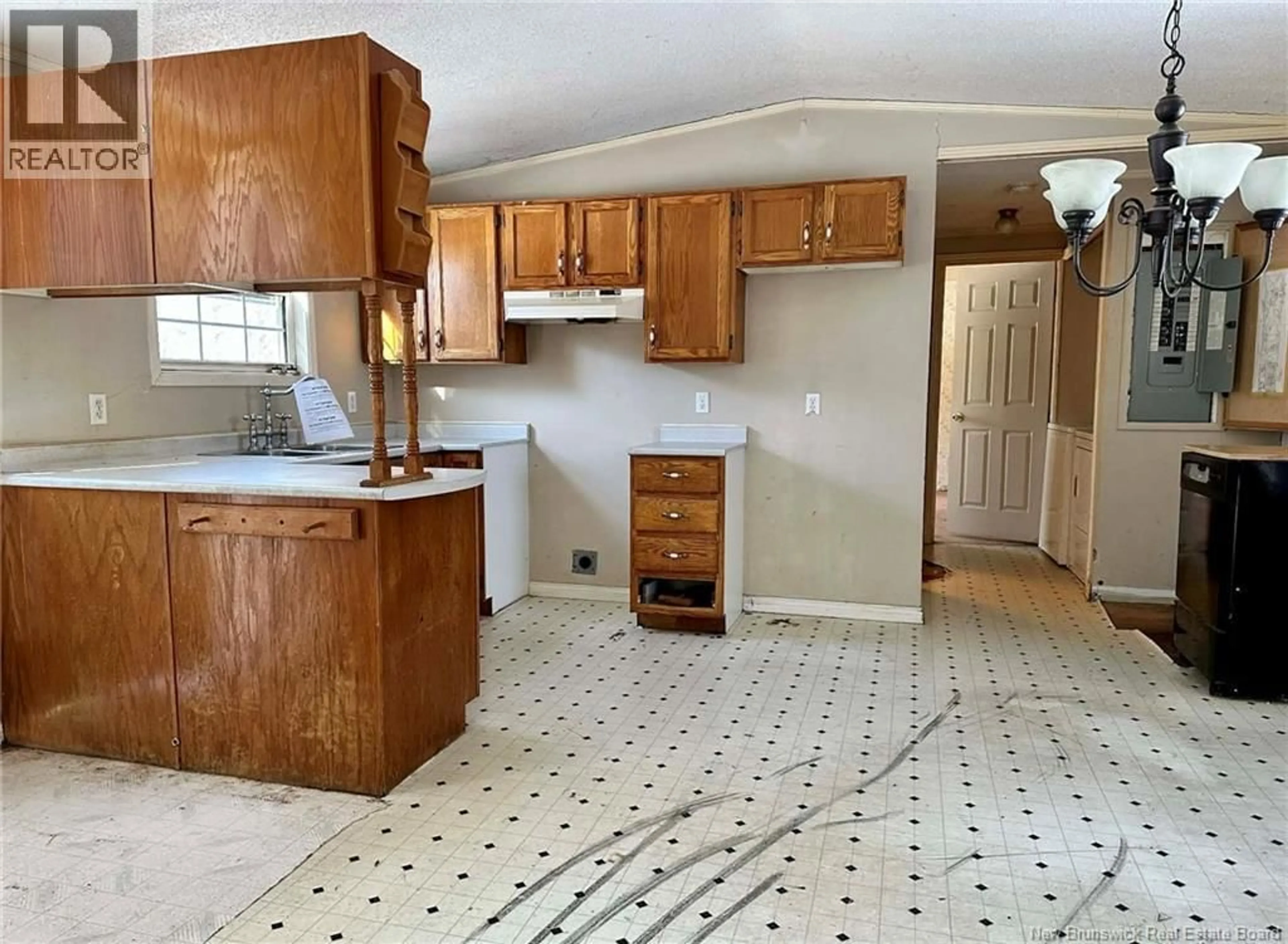 Standard kitchen, ceramic/tile floor for 211 ROUTE 635, Harvey New Brunswick E6K3P3