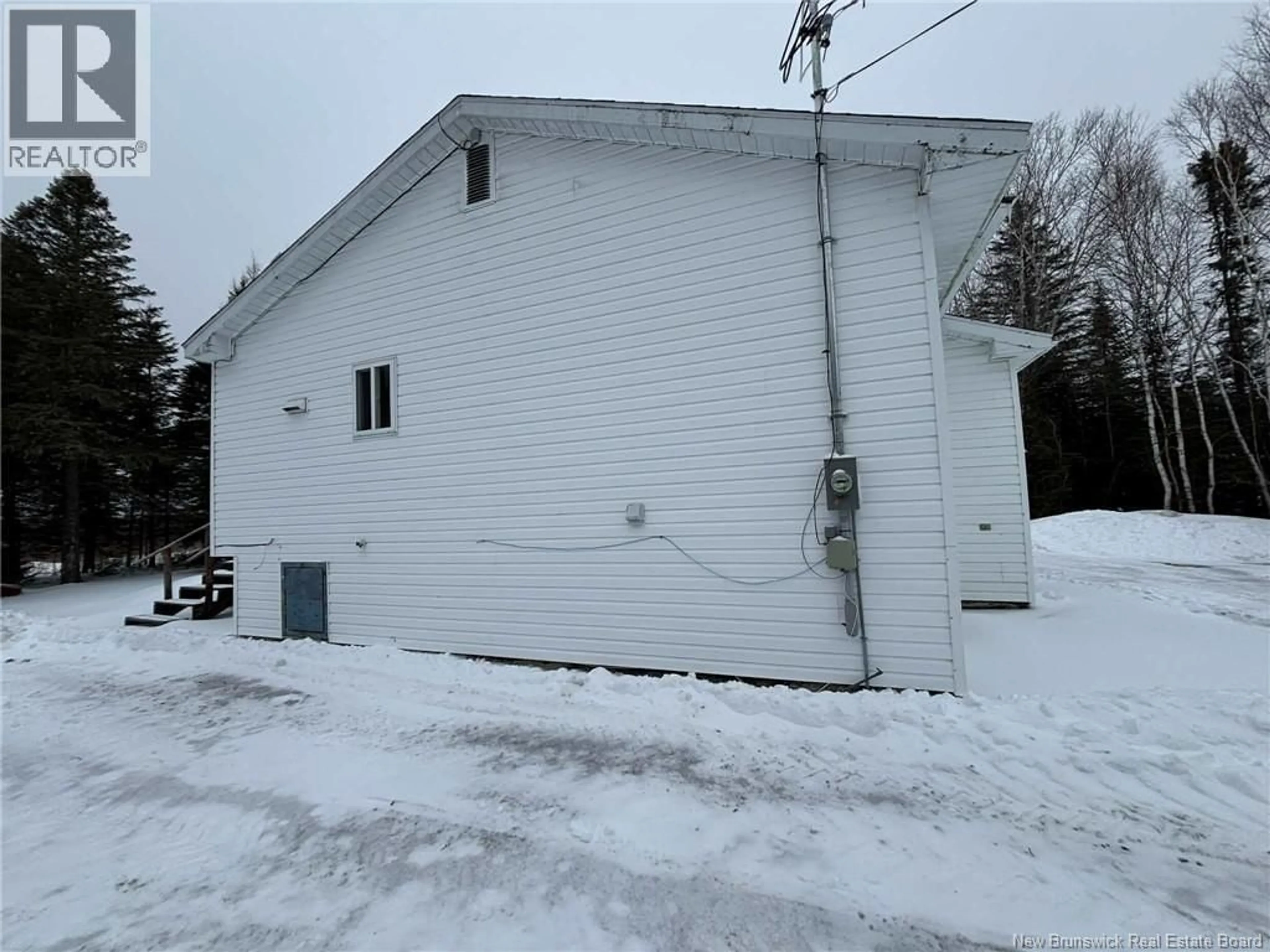 Shed for 1707 ROUTE 260, Saint-Martin-De-Restigouche New Brunswick E8A2L9