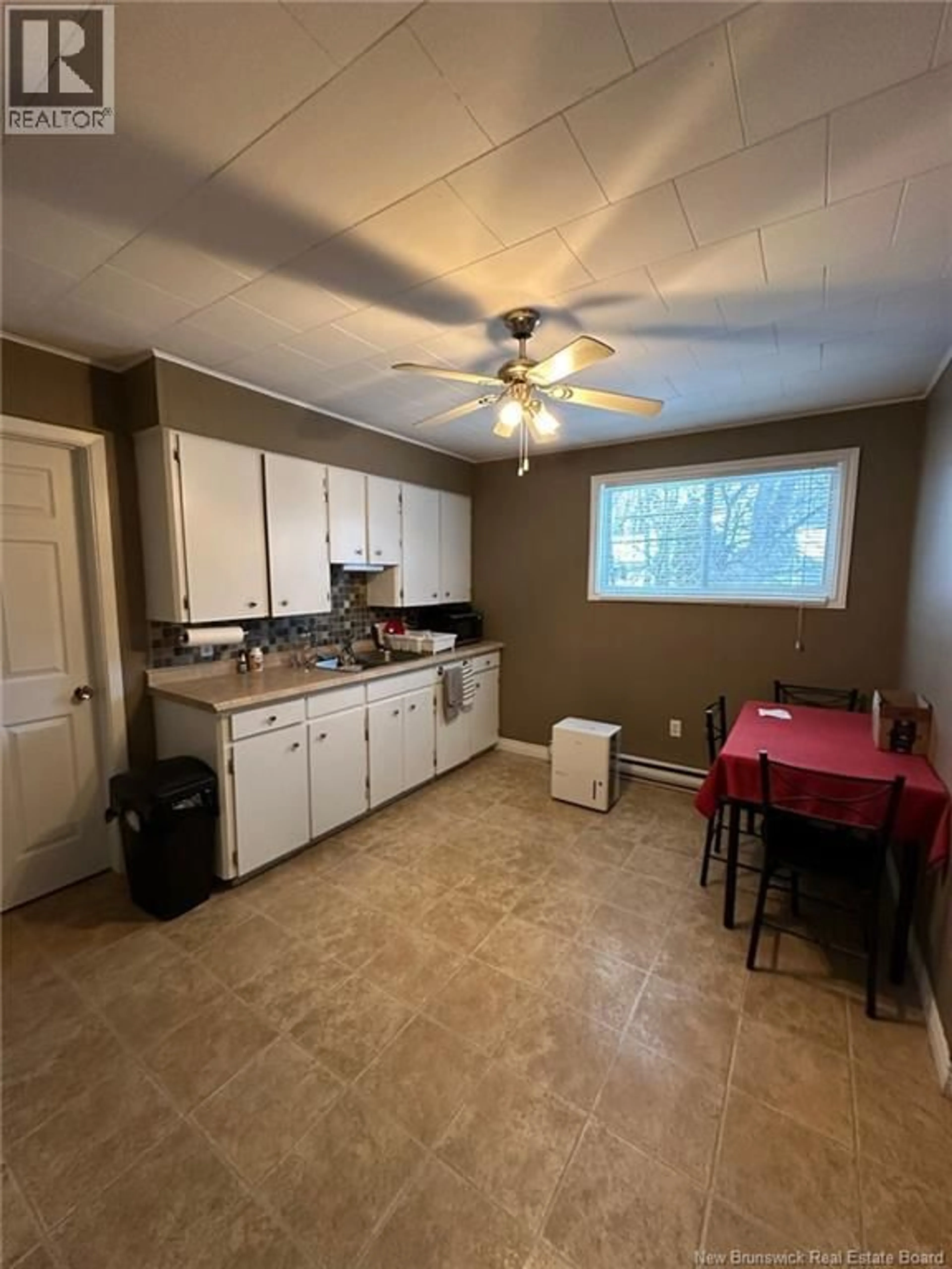 A pic of a room for 40 1/2 - 40 HURON AVENUE, Fredericton New Brunswick E3A1J7