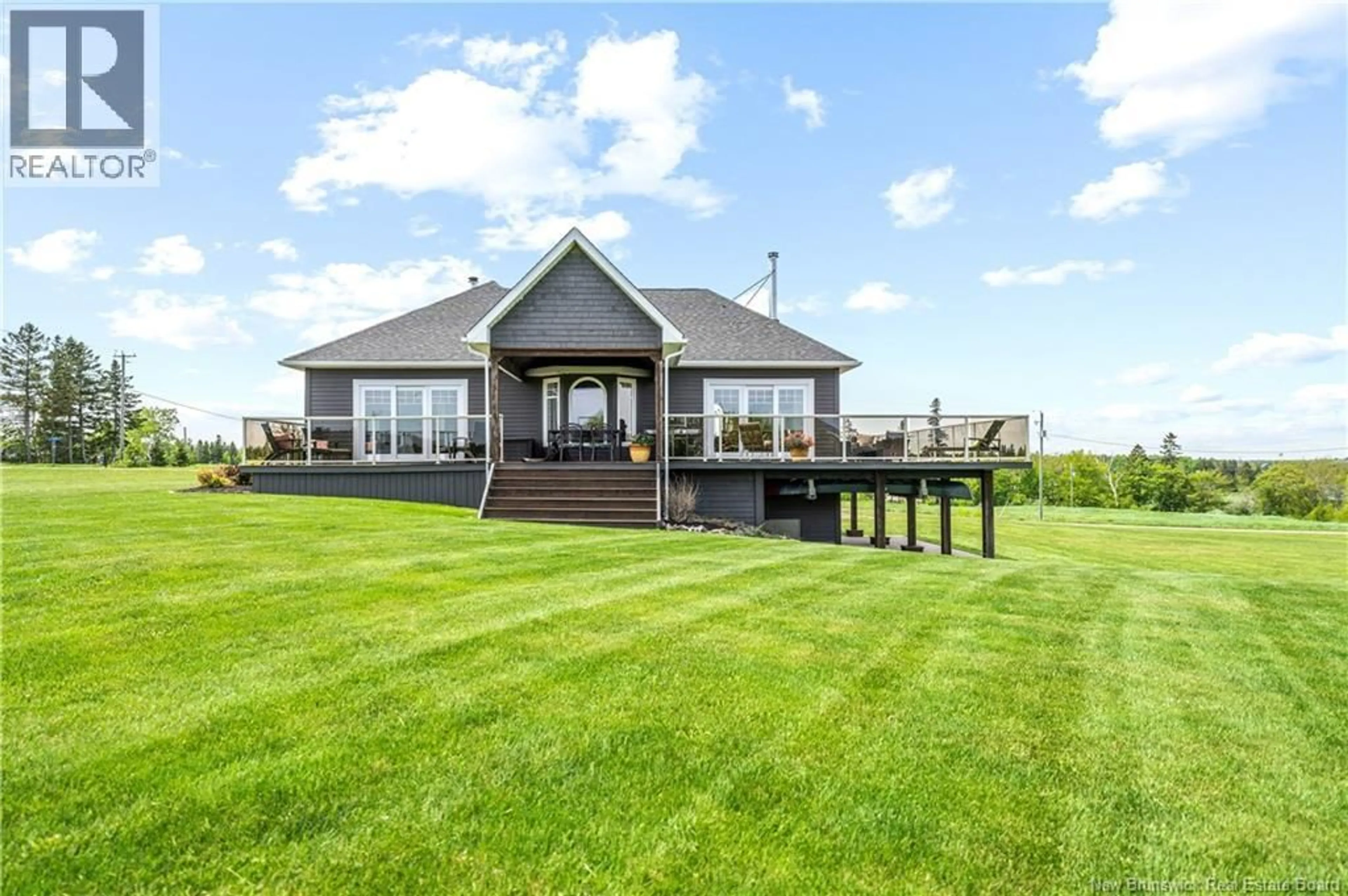 A pic from outside/outdoor area/front of a property/back of a property/a pic from drone, water/lake/river/ocean view for 8 ISLAND VIEW LANE, Main River New Brunswick E4T0B1