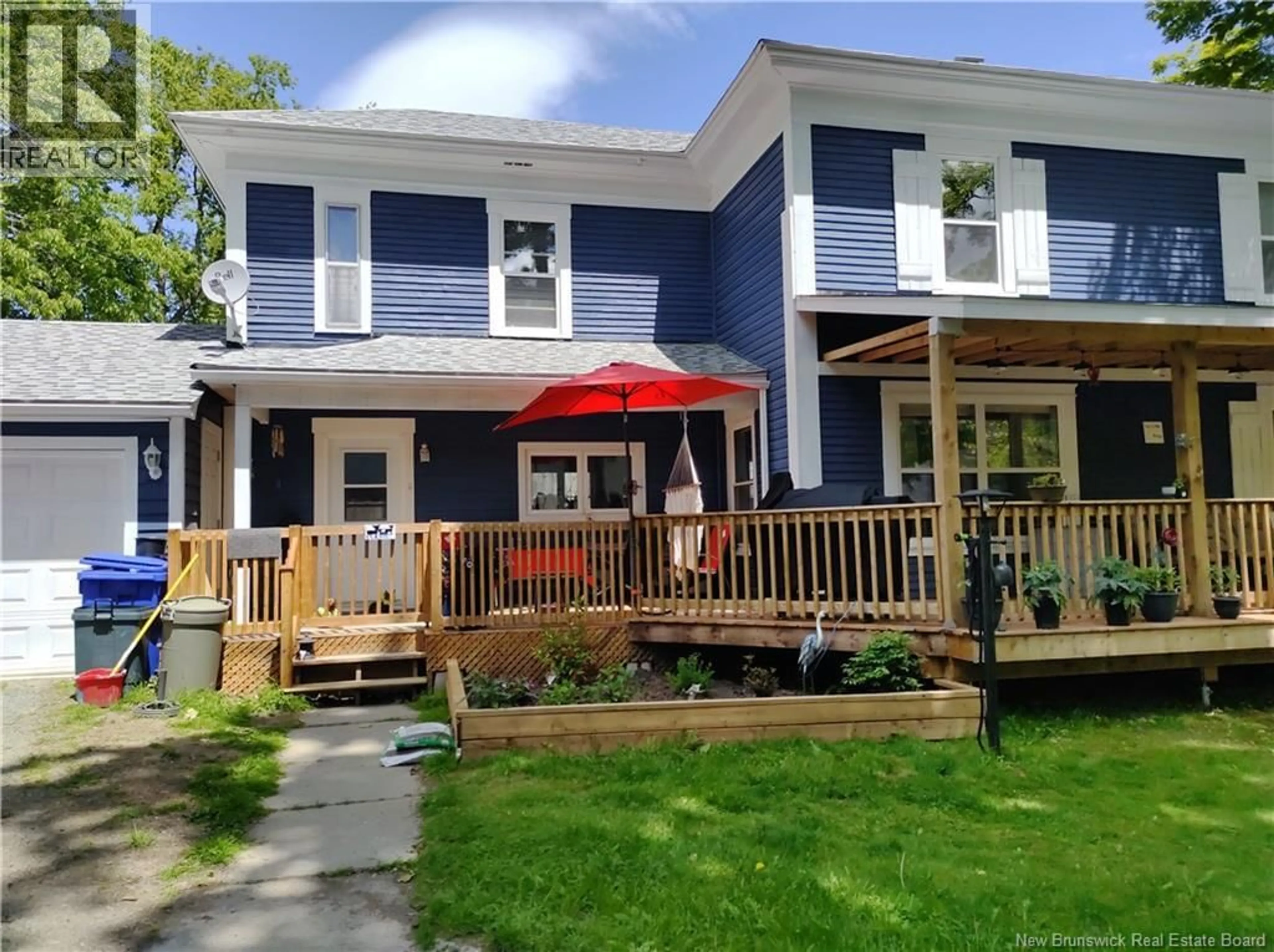 Home with vinyl exterior material, street for 44 PORTER STREET, St. Stephen New Brunswick E3L2M7