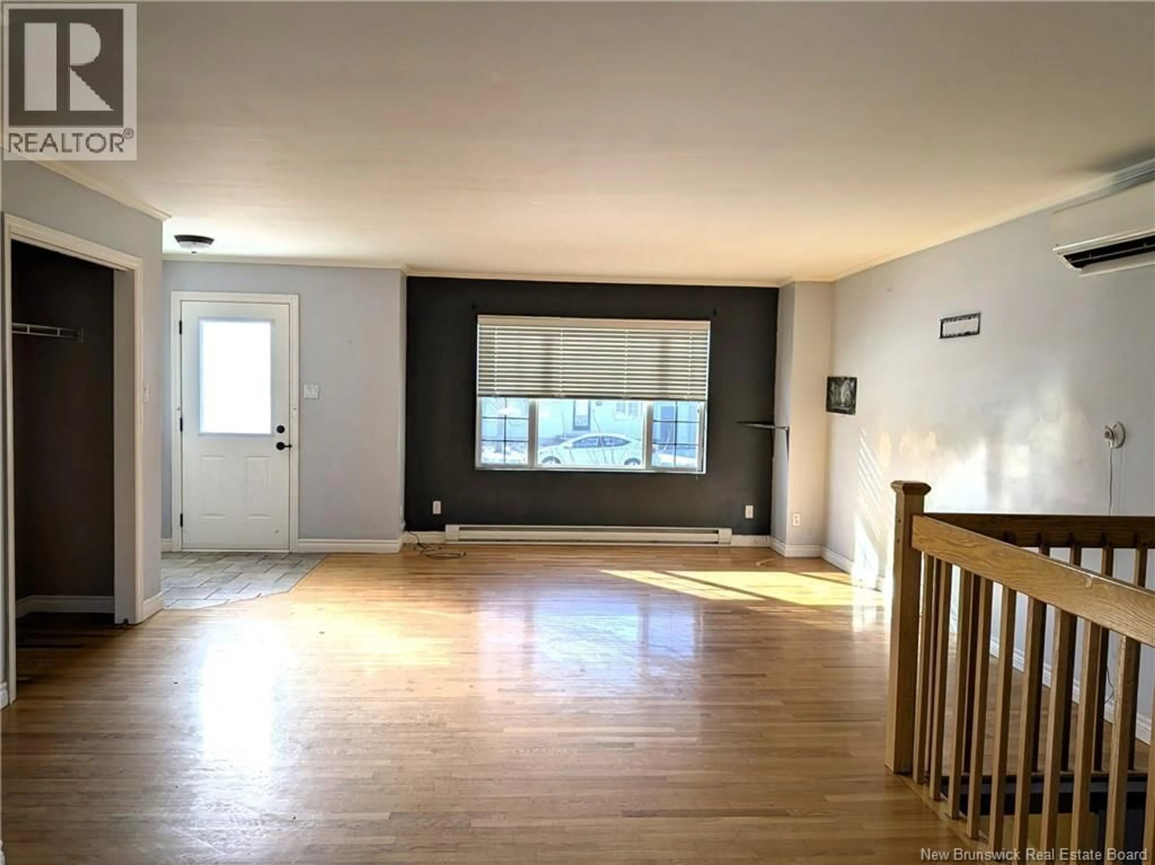 A pic of a room for 487 LOUIS STREET, Dieppe New Brunswick E1A6Y9