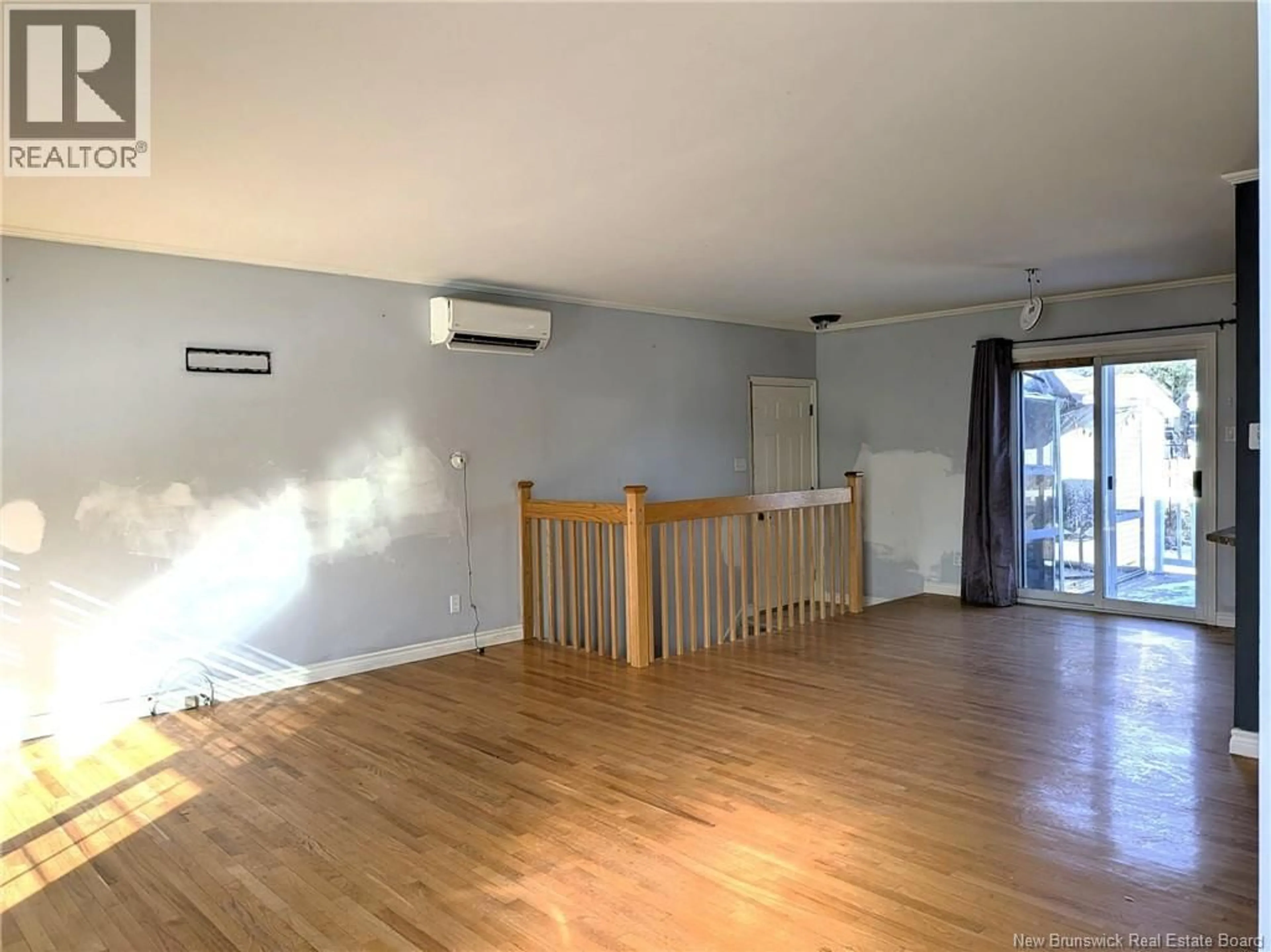 A pic of a room for 487 LOUIS STREET, Dieppe New Brunswick E1A6Y9