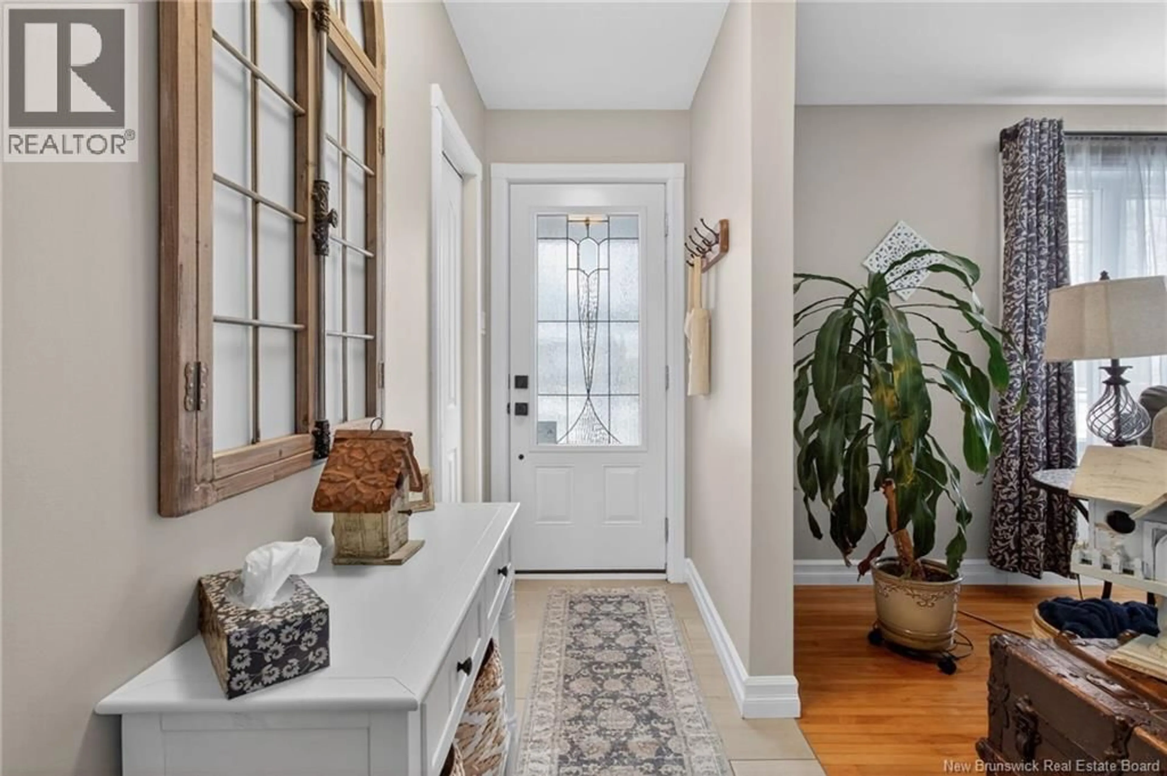 Indoor entryway for 58 MADISON AVENUE, Moncton New Brunswick E1E1R6