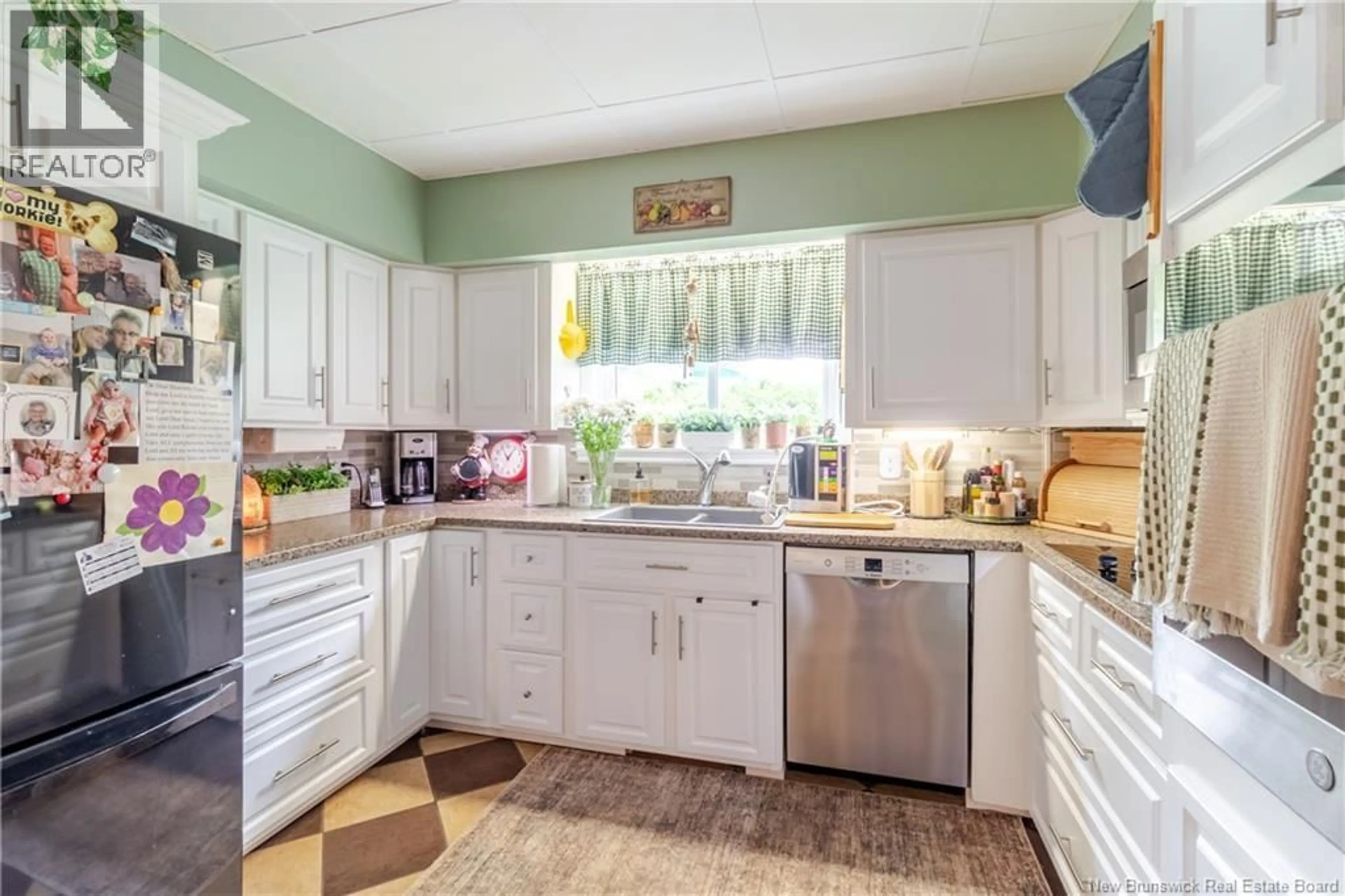 Standard kitchen, unknown for 501 OTIS DRIVE, Nackawic New Brunswick E6G1H5
