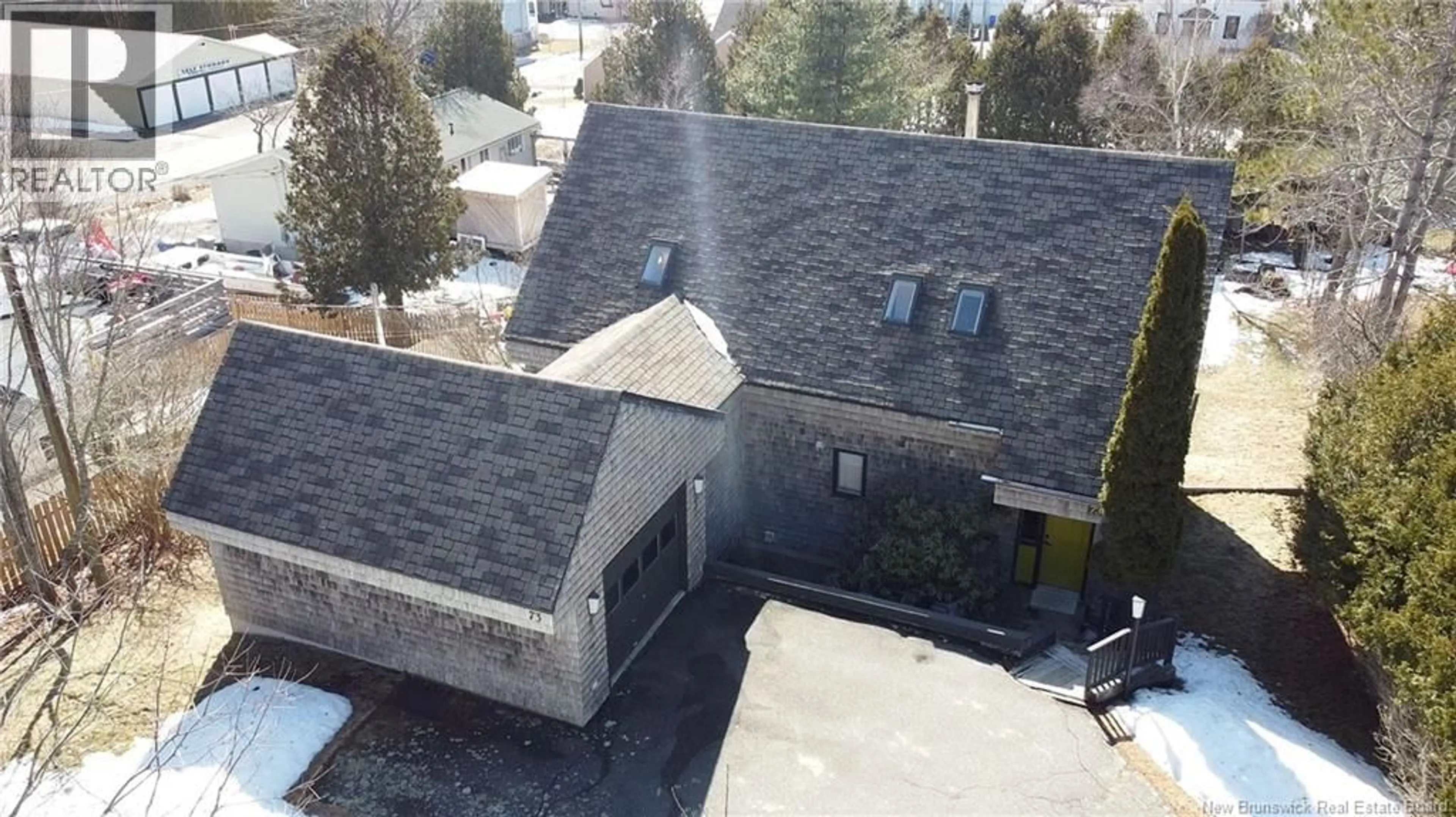 A pic from outside/outdoor area/front of a property/back of a property/a pic from drone, building for 73 PARR STREET, Saint Andrews New Brunswick E5B1K6