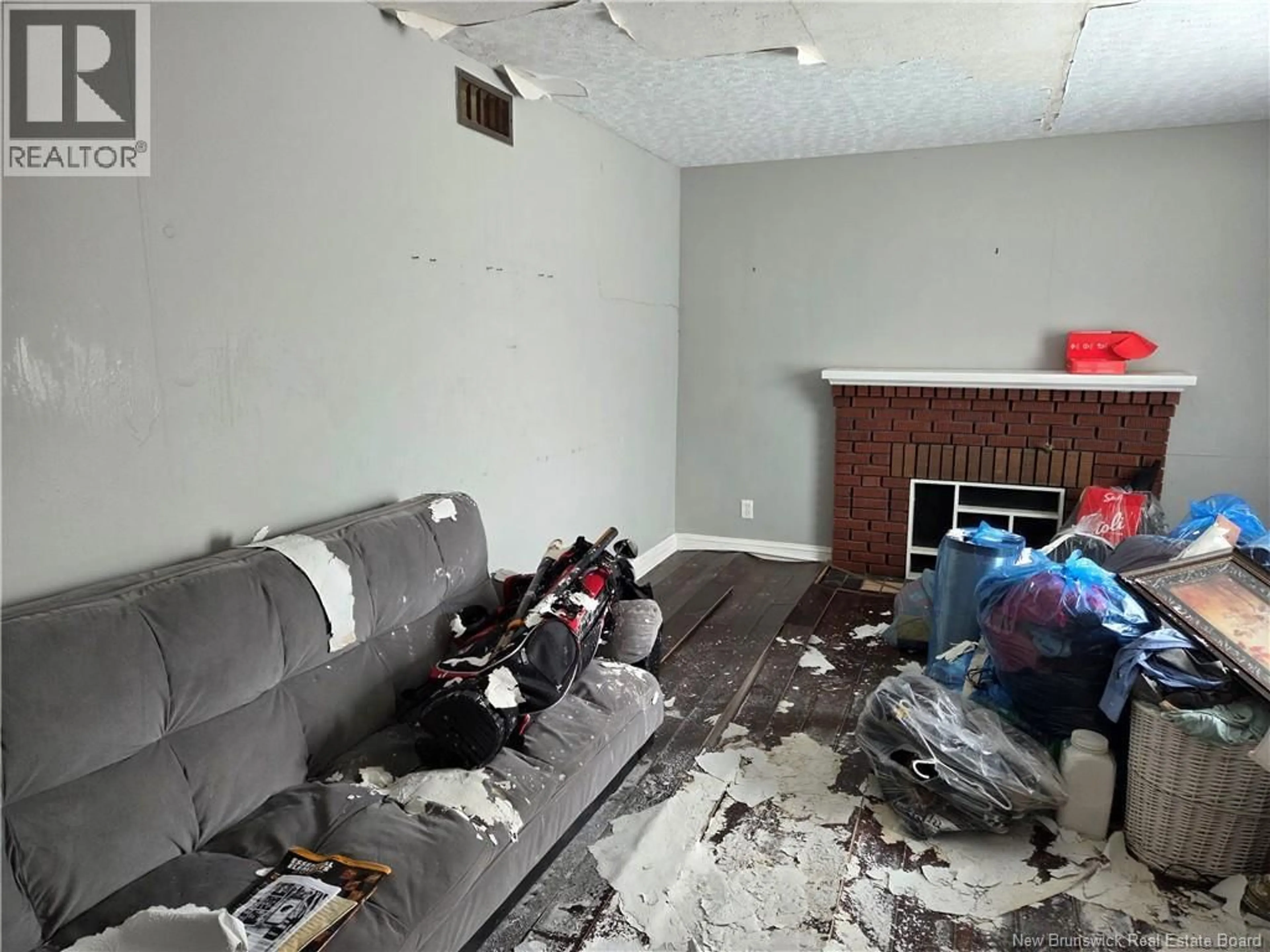 A pic of a room for 546 HIGH STREET, Moncton New Brunswick E1C6E7