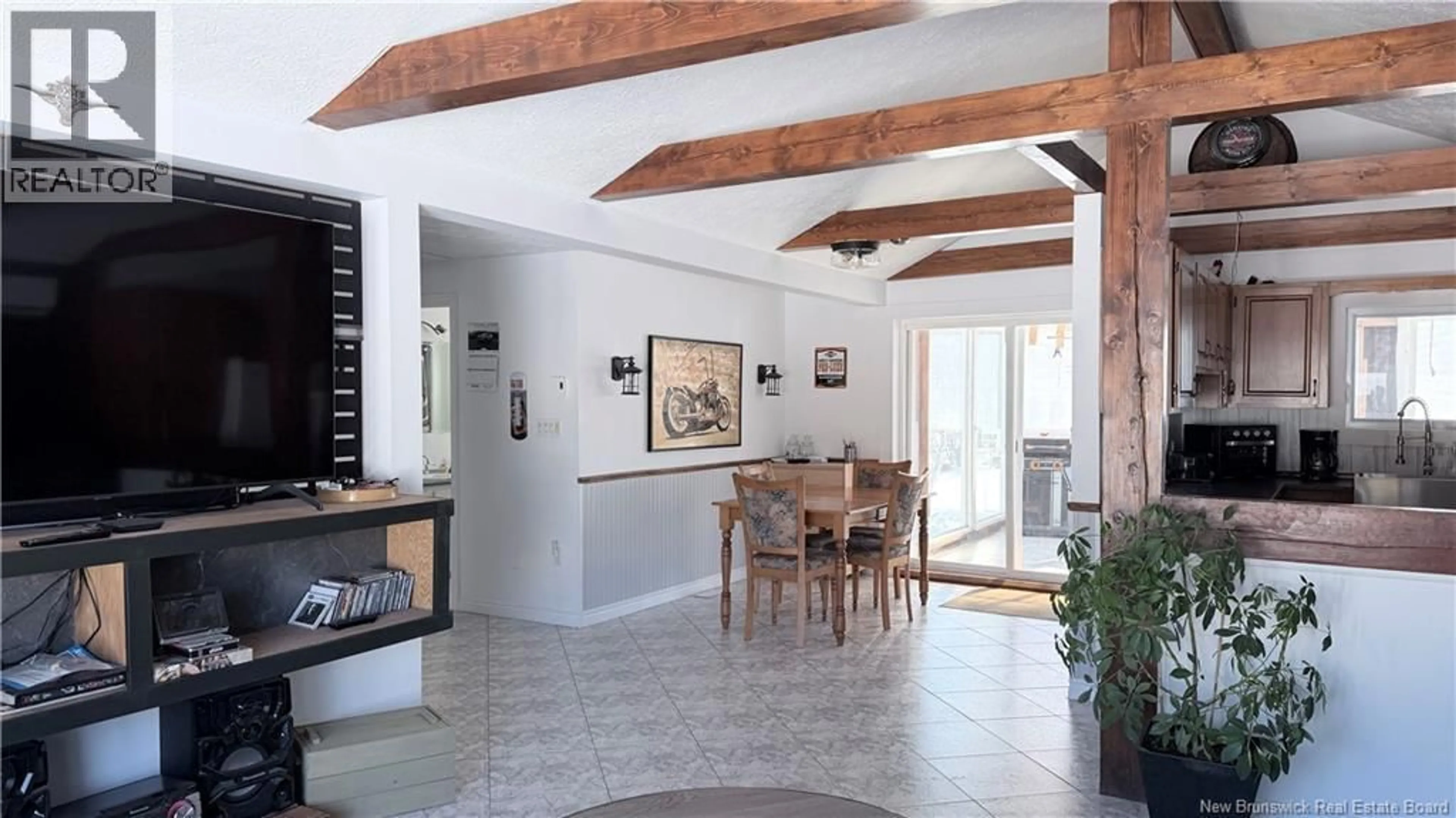 Unknown for 2104 COMMERCIALE, Saint-François-de-Madawaska New Brunswick E7A1B4