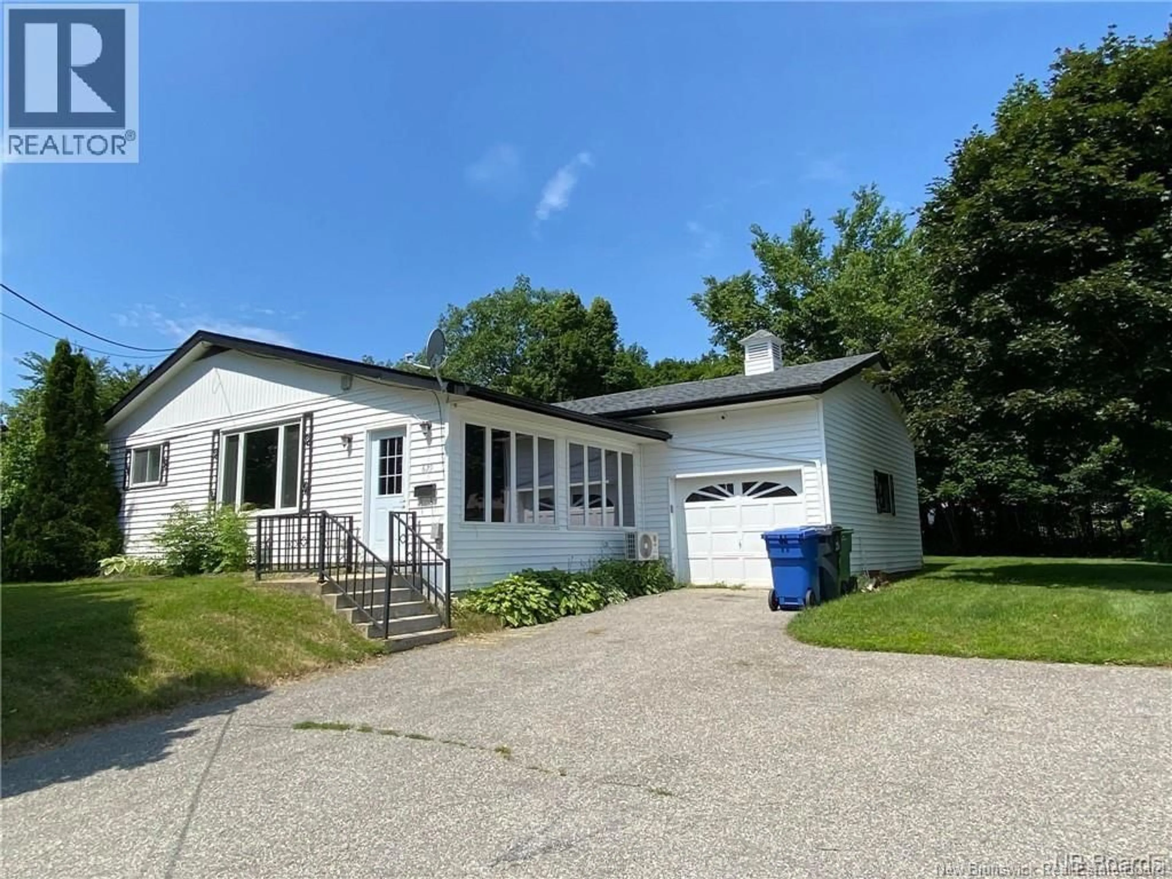 Home with vinyl exterior material, street for 629 OLD KING GEORGE HWY, Miramichi New Brunswick E1V1K6