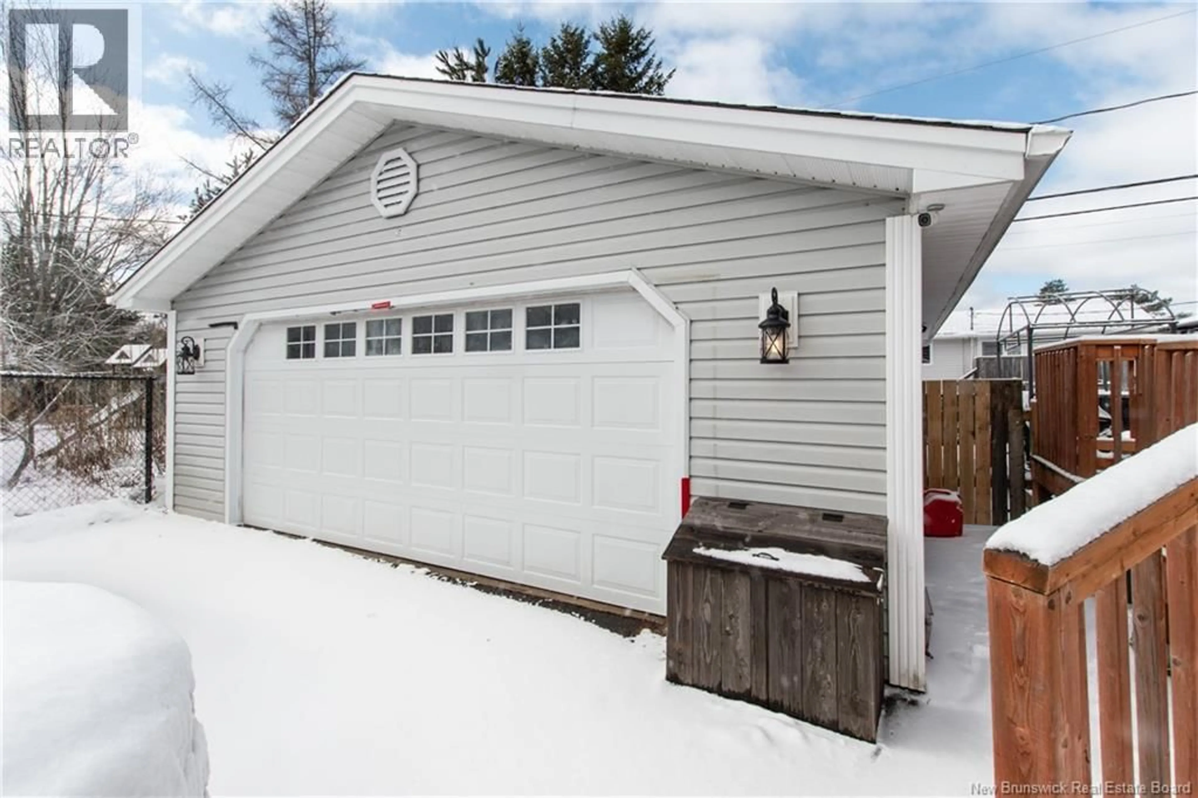 Indoor garage for 26 INVERNESS CRESCENT, Riverview New Brunswick E1B3Z5