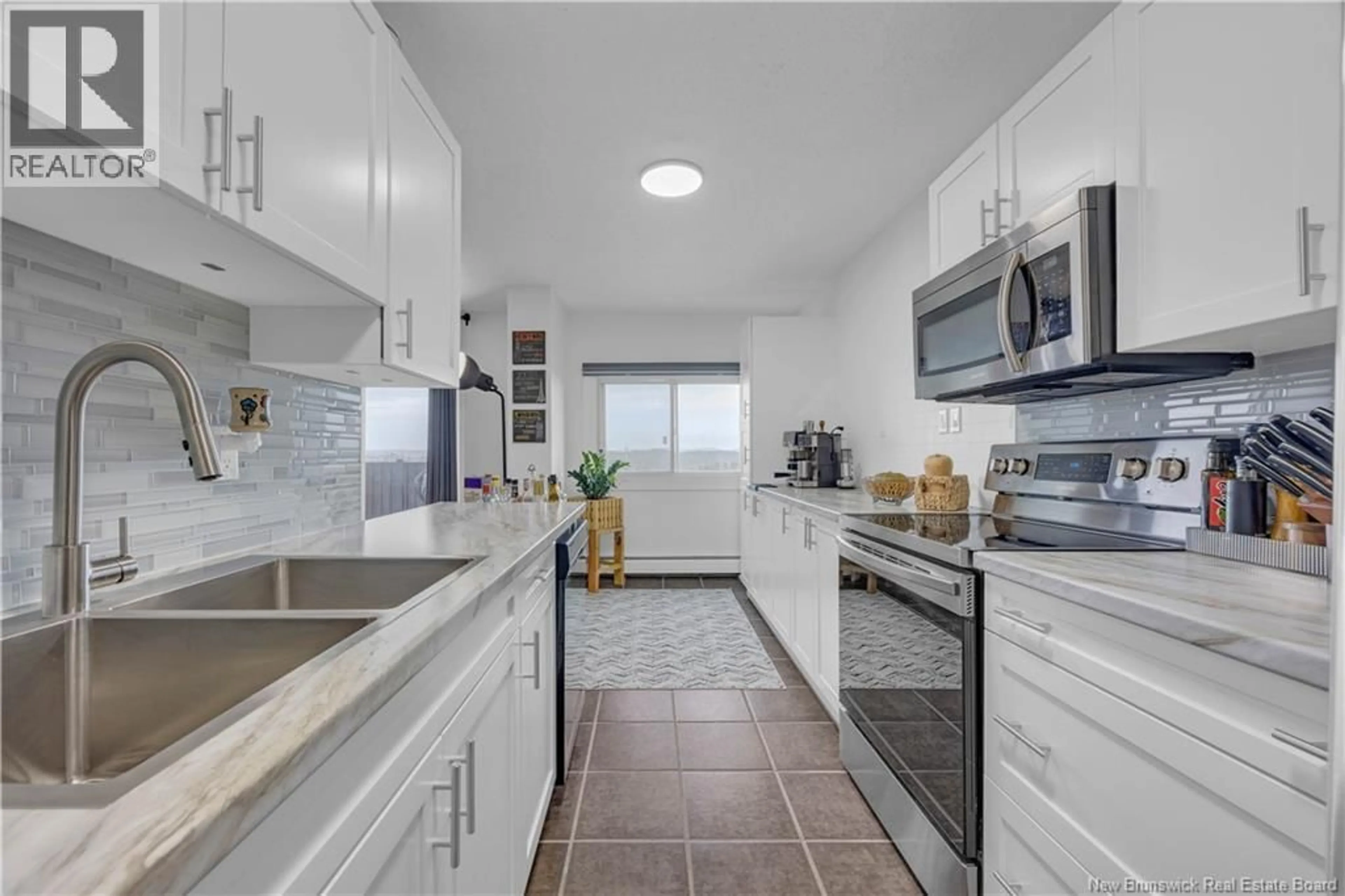 Standard kitchen, ceramic/tile floor for 1103 - 310 WOODWARD AVENUE, Saint John New Brunswick E2K2L1
