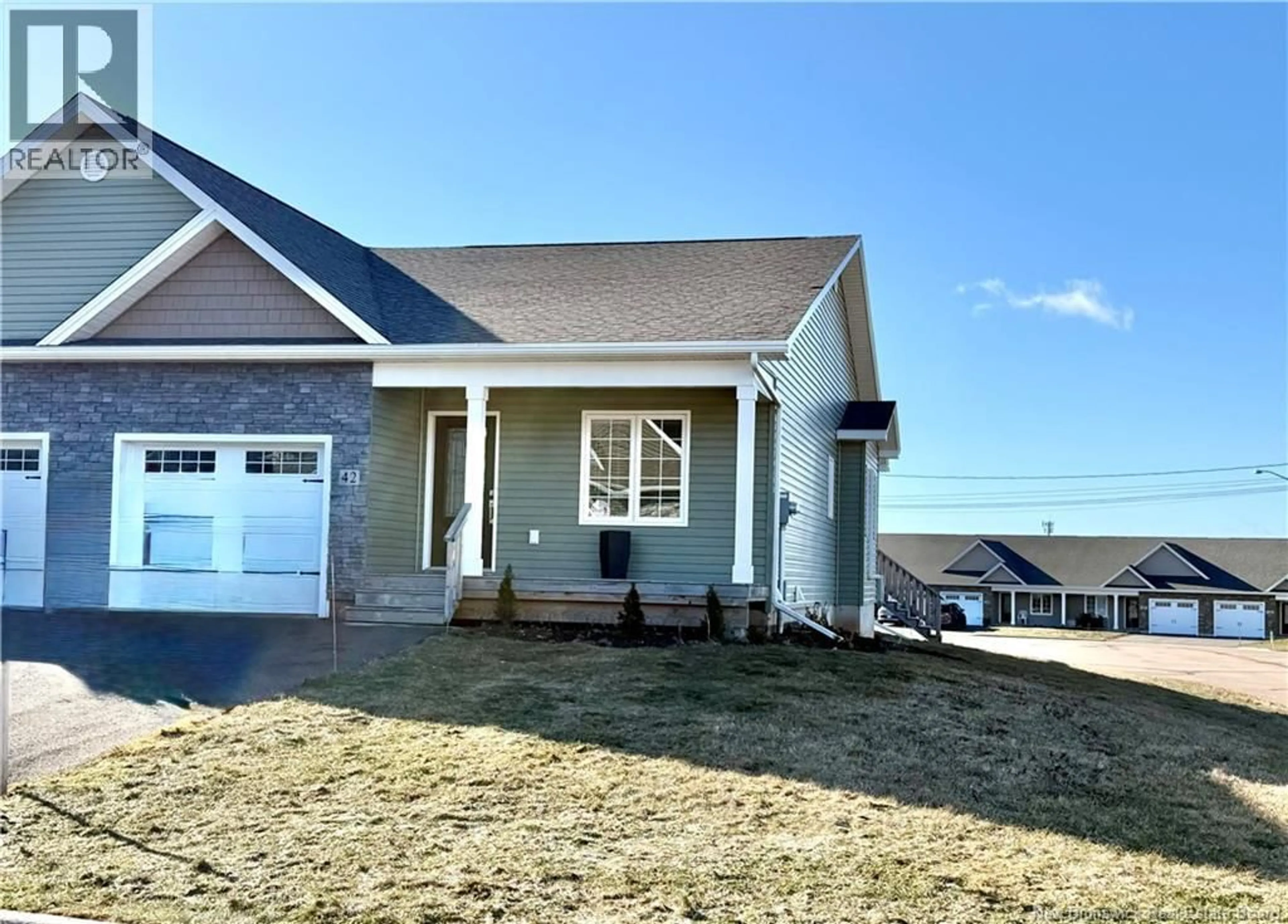 Home with vinyl exterior material, unknown for 42 AUBERRY STREET, Moncton New Brunswick E1G5V2