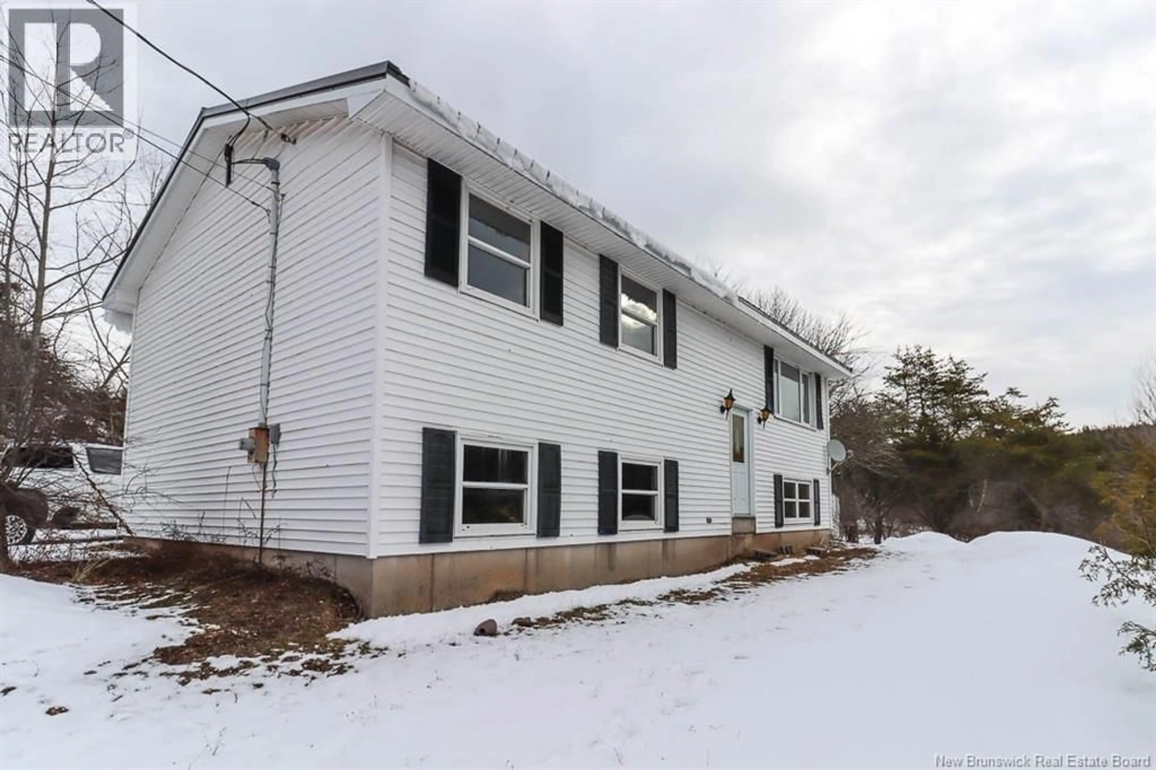 Home with vinyl exterior material, building for 1287 ROUTE 820, Barnesville New Brunswick E5N3L6