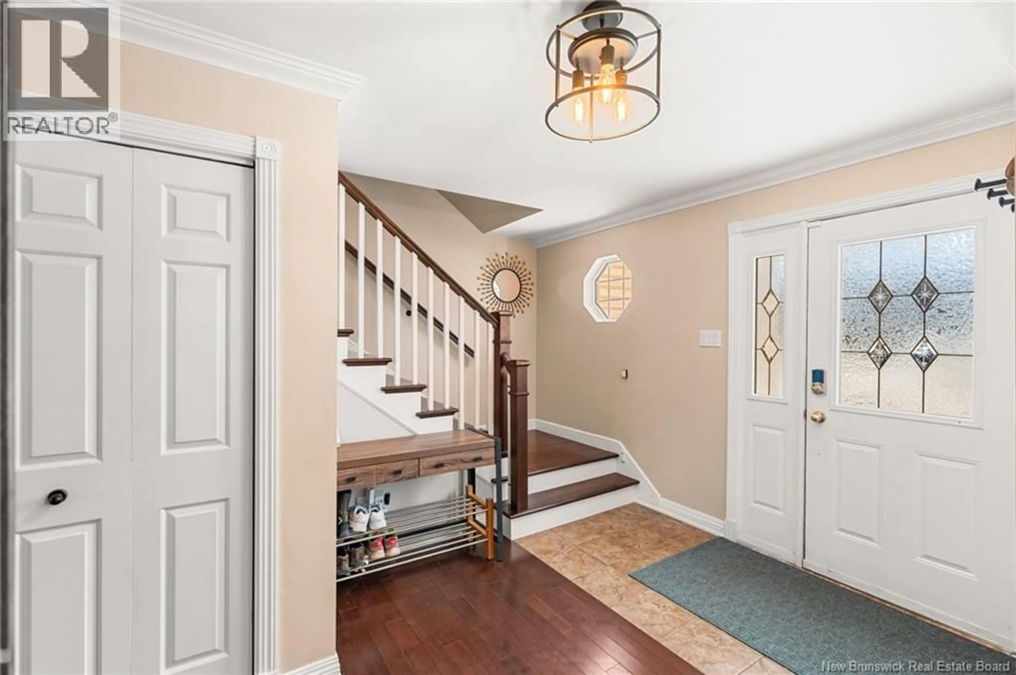 Indoor entryway for 367 GLENCAIRN DRIVE, Moncton New Brunswick E1G1Y5