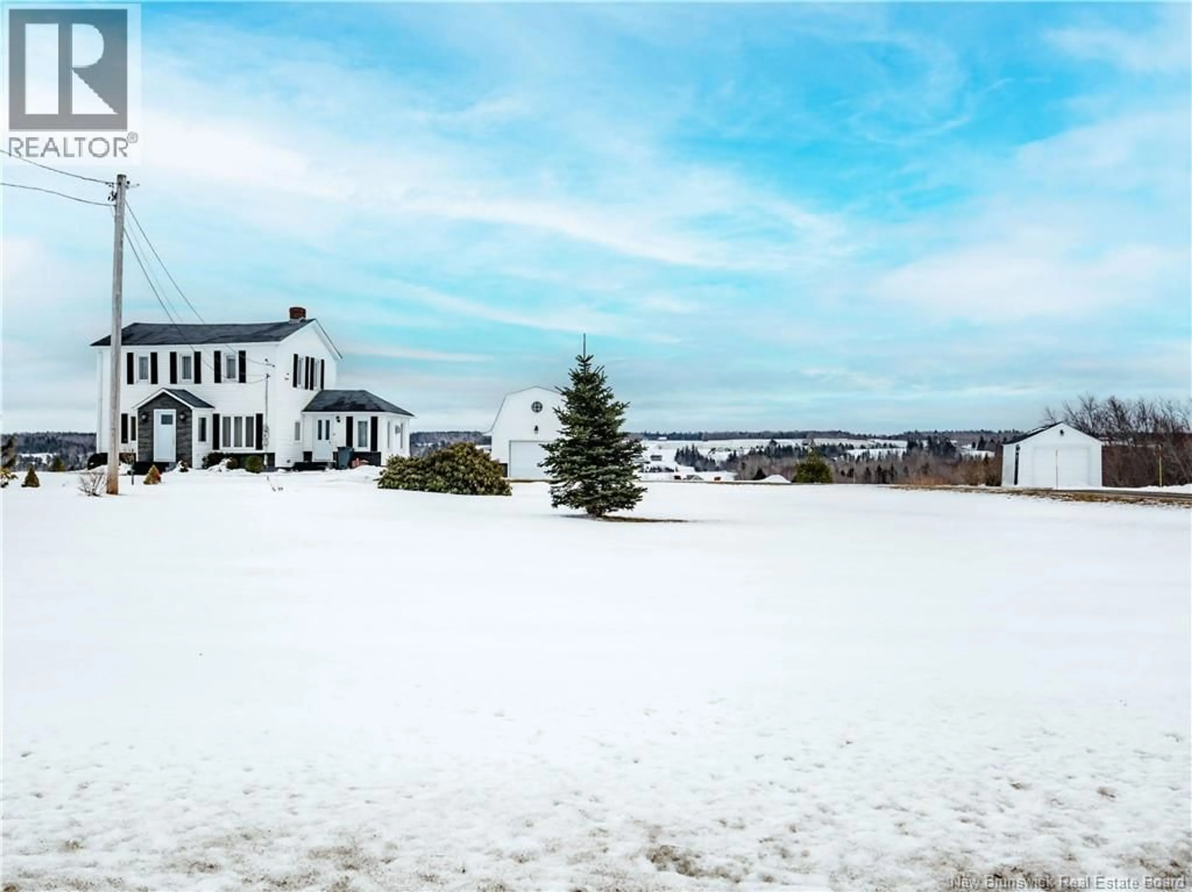 A pic from outside/outdoor area/front of a property/back of a property/a pic from drone, water/lake/river/ocean view for 1161 ROUTE 515, Bouctouche New Brunswick E4S4J1