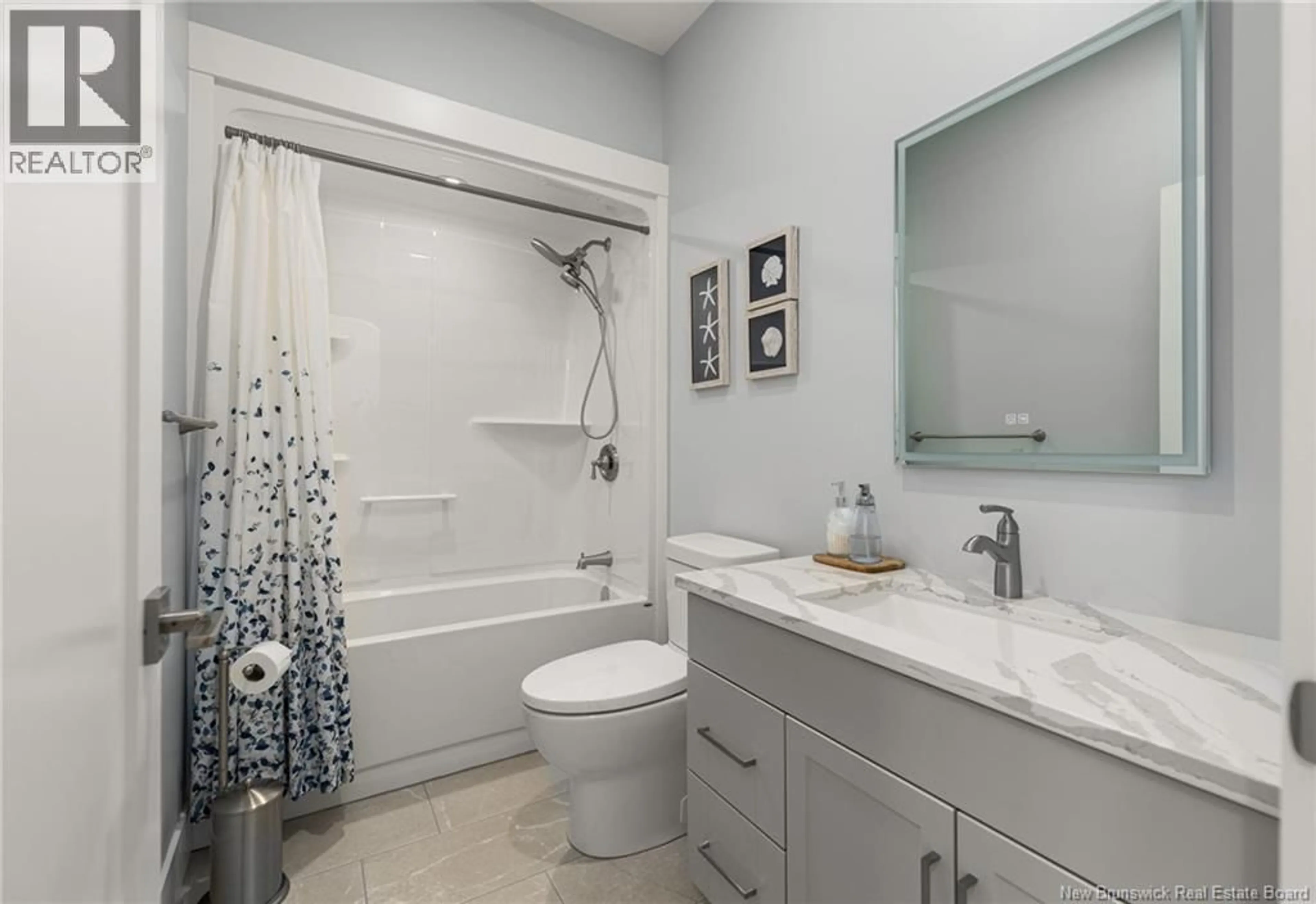 Standard bathroom, ceramic/tile floor for 85 GUY STREET, Shediac New Brunswick E4P0L4