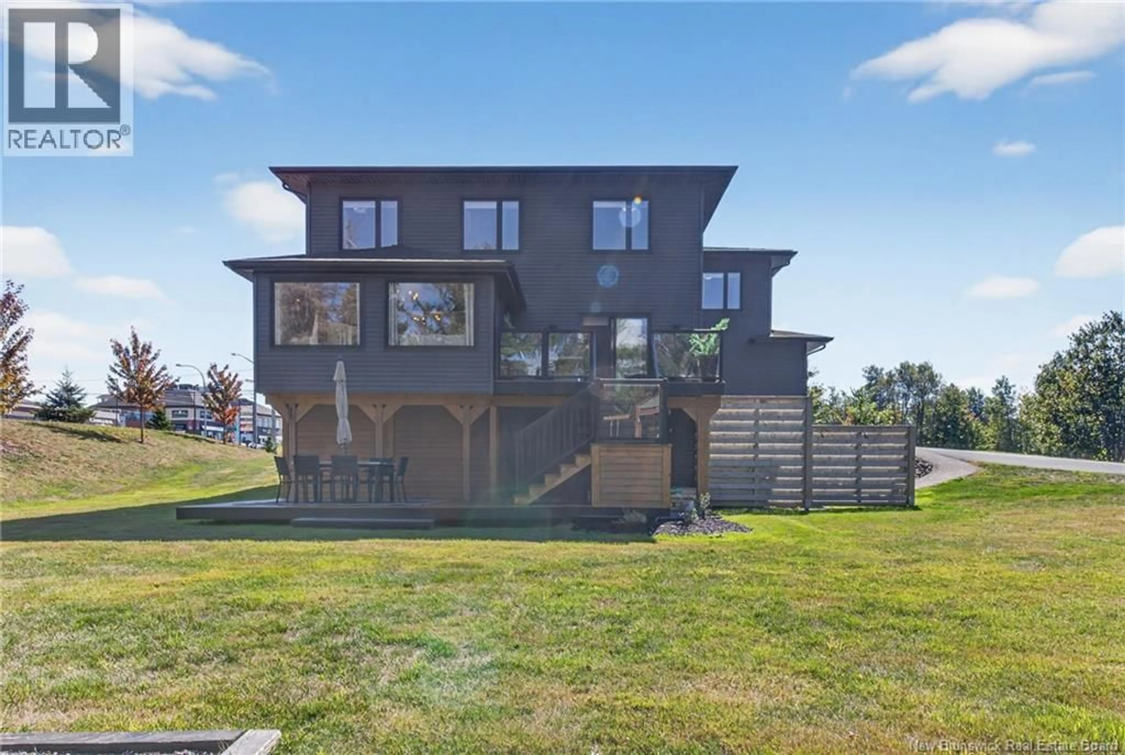 Unknown for 11 SAMUEL STREET, Dieppe New Brunswick E1A8S6