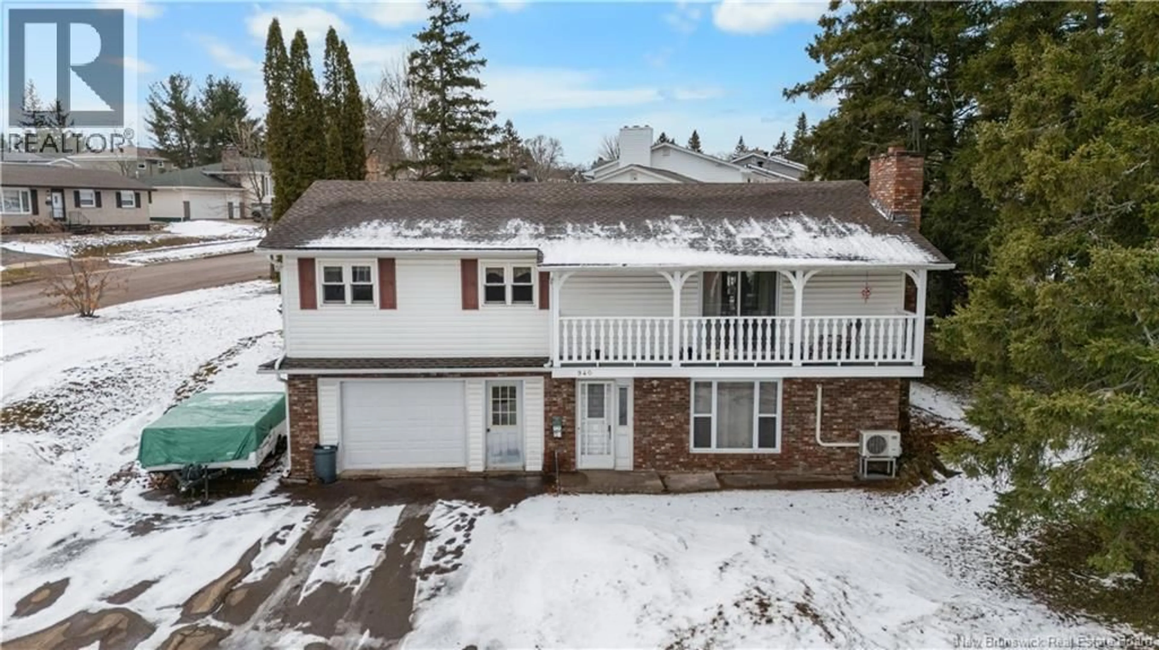 A pic from outside/outdoor area/front of a property/back of a property/a pic from drone, unknown for 940 FRAMPTON LANE, Moncton New Brunswick E1G1P3