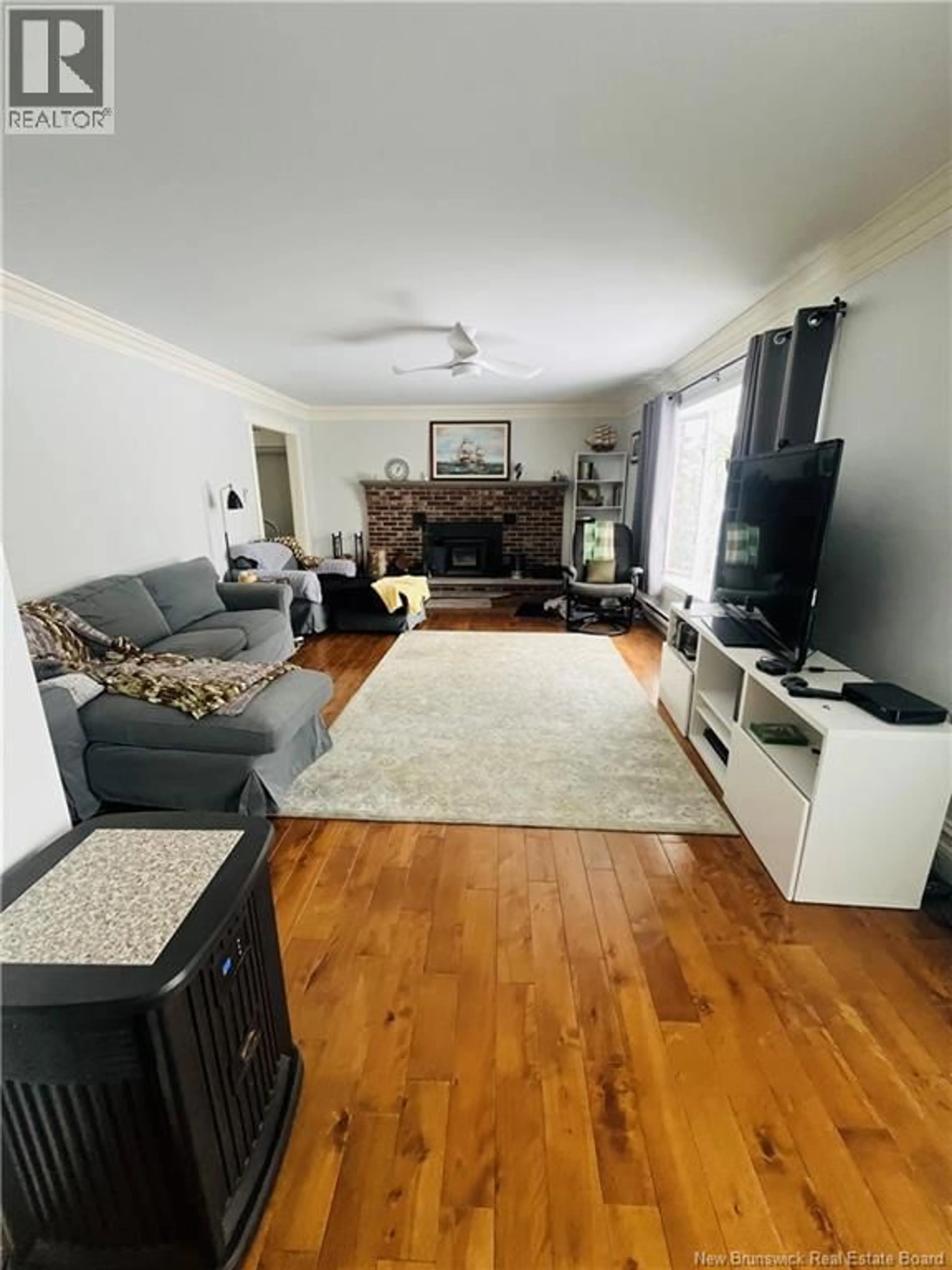 A pic of a room for 25 HOWE COURT, Miramichi New Brunswick E1V5P4