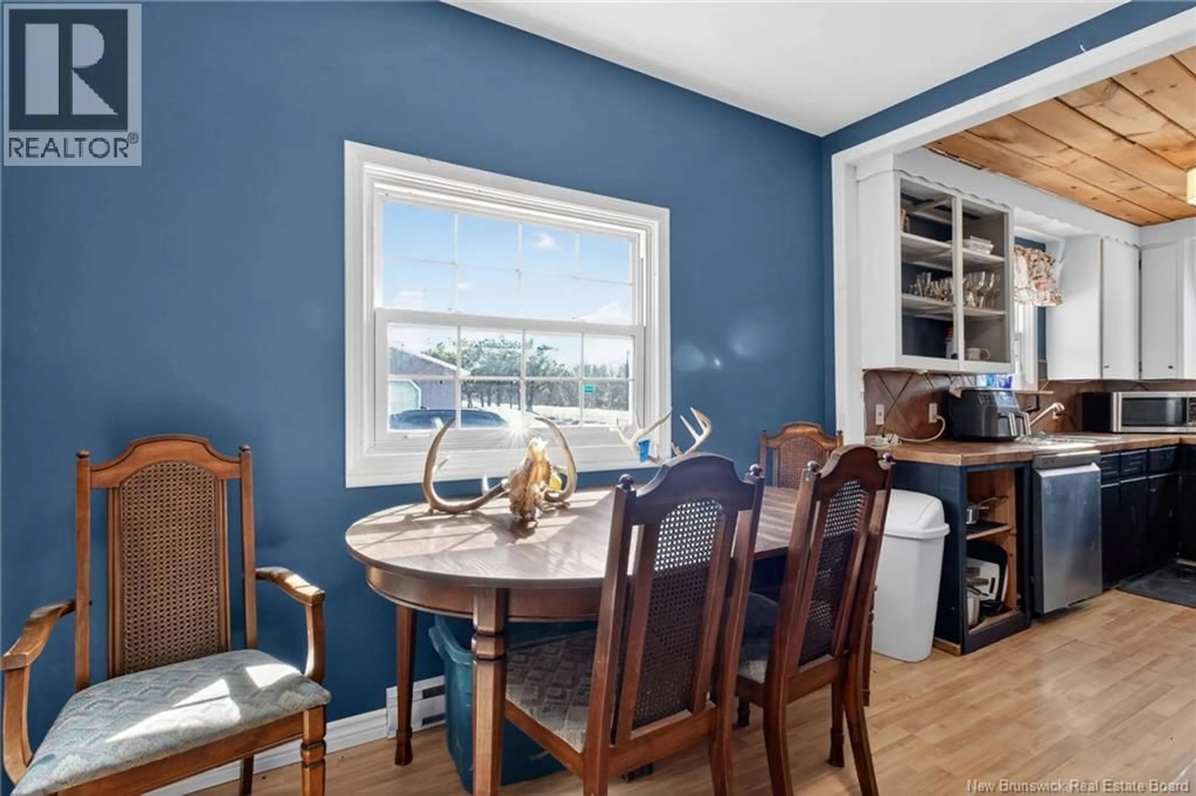 Dining room, wood/laminate floor for 7327 ROUTE 126 ROUTE, Harcourt New Brunswick E4T2Y4