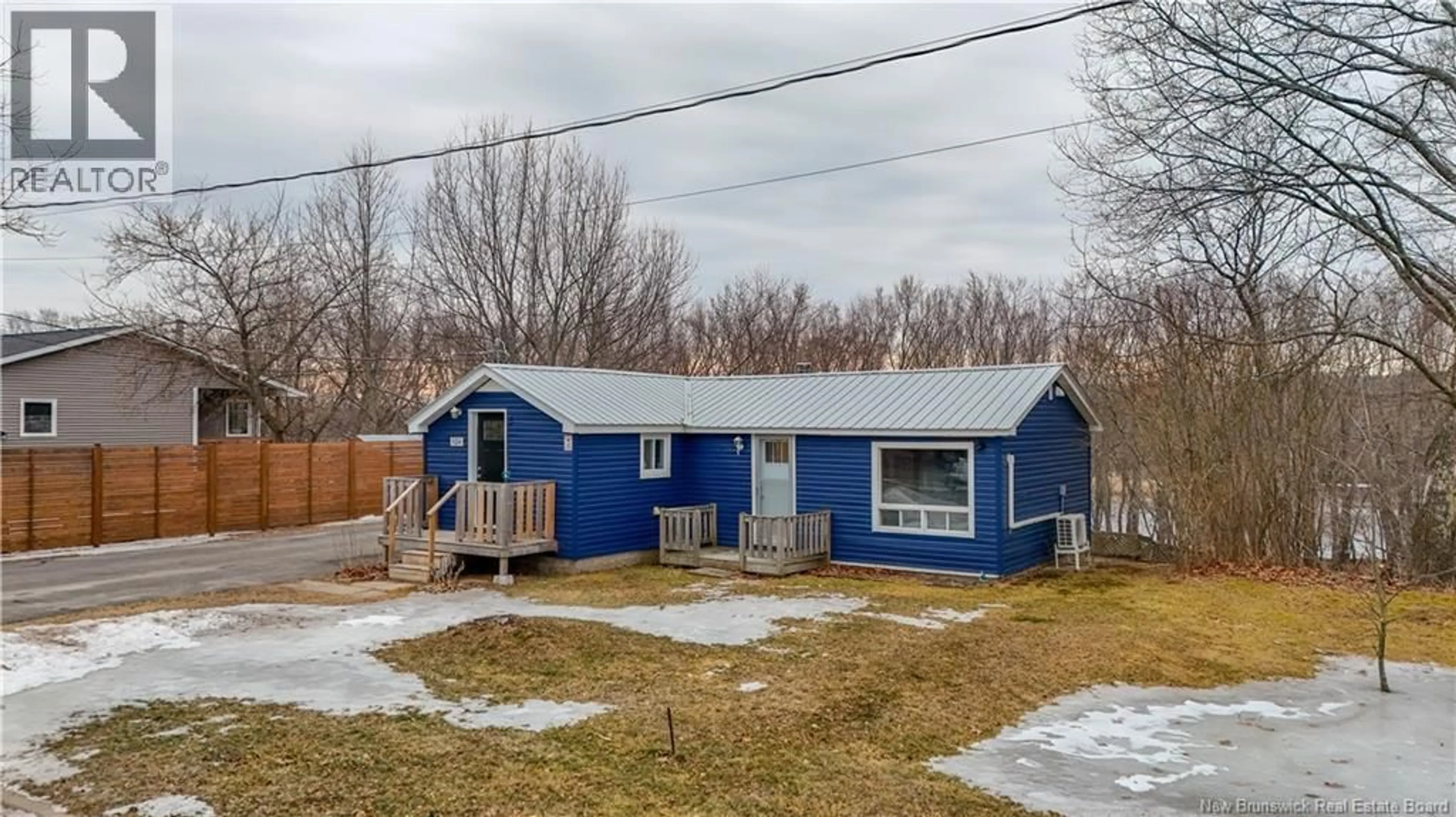 A pic from outside/outdoor area/front of a property/back of a property/a pic from drone, street for 124 RUBY COURT, Fredericton New Brunswick E3G7K6