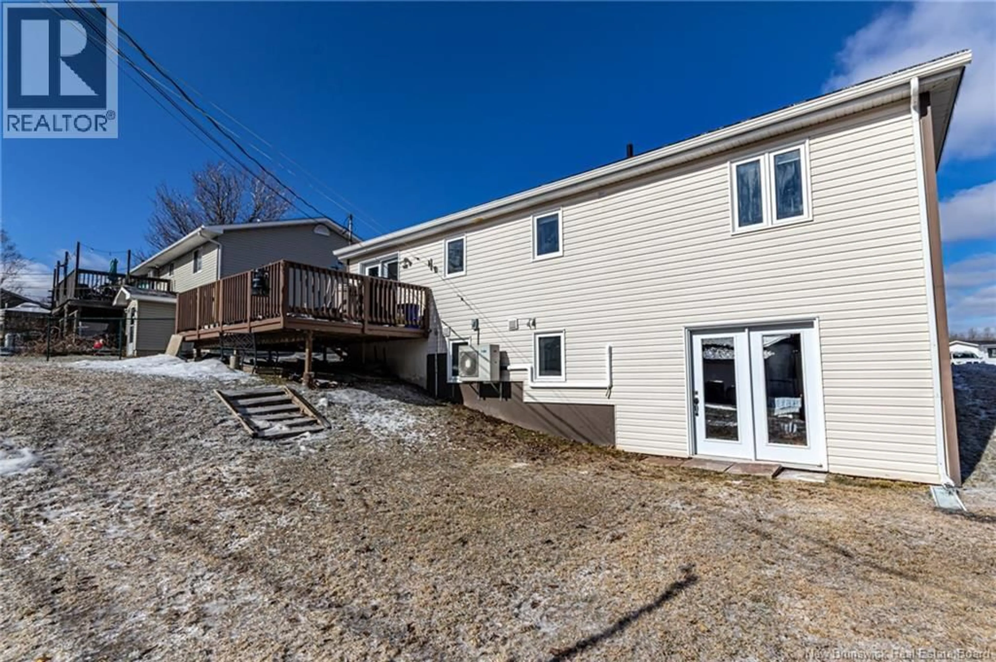 Patio, street for 10 WINDGATE AVENUE, Oromocto New Brunswick E2V4P1