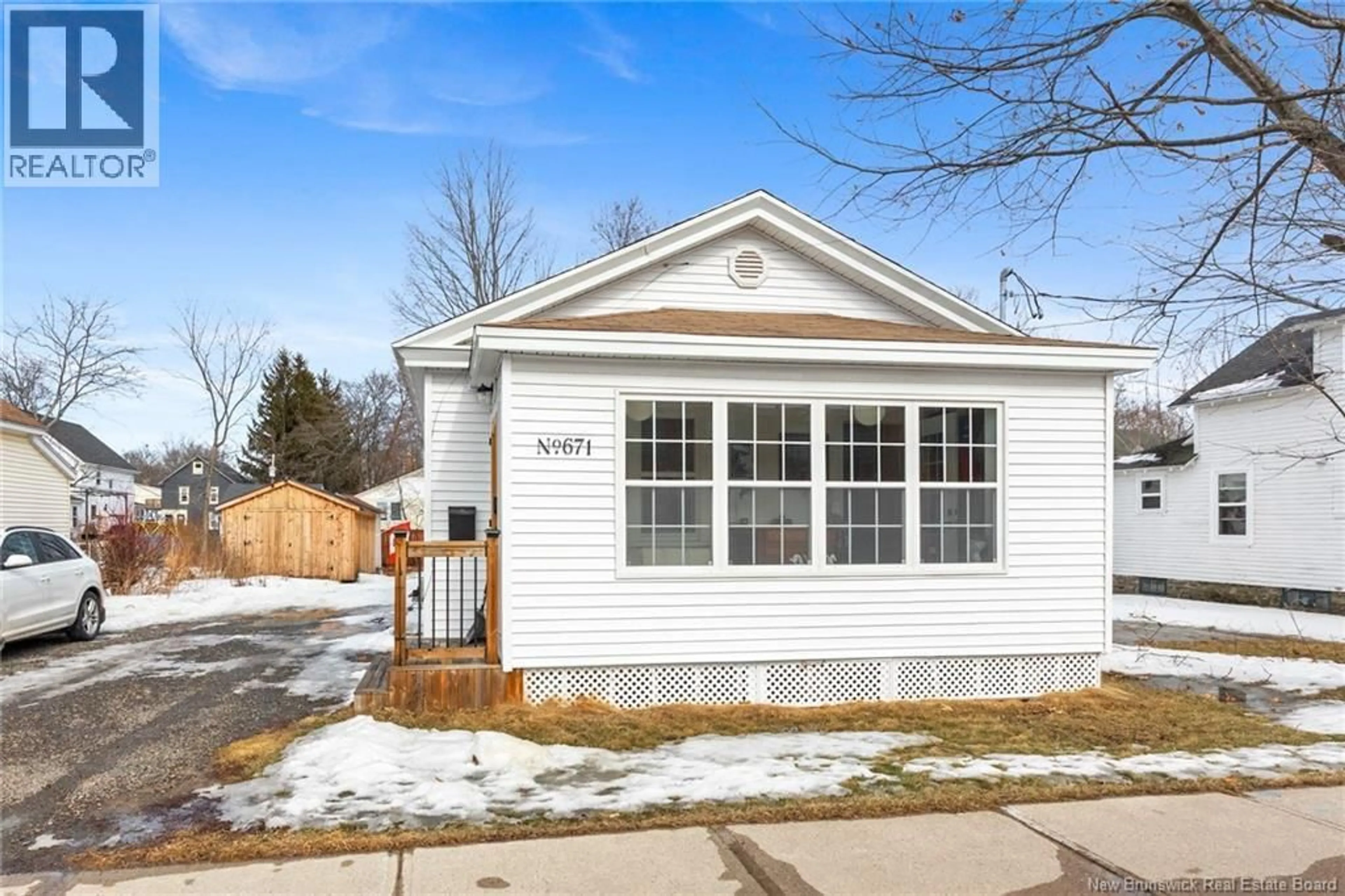 Home with vinyl exterior material, street for 671 MCLEOD AVENUE, Fredericton New Brunswick E3B1V4