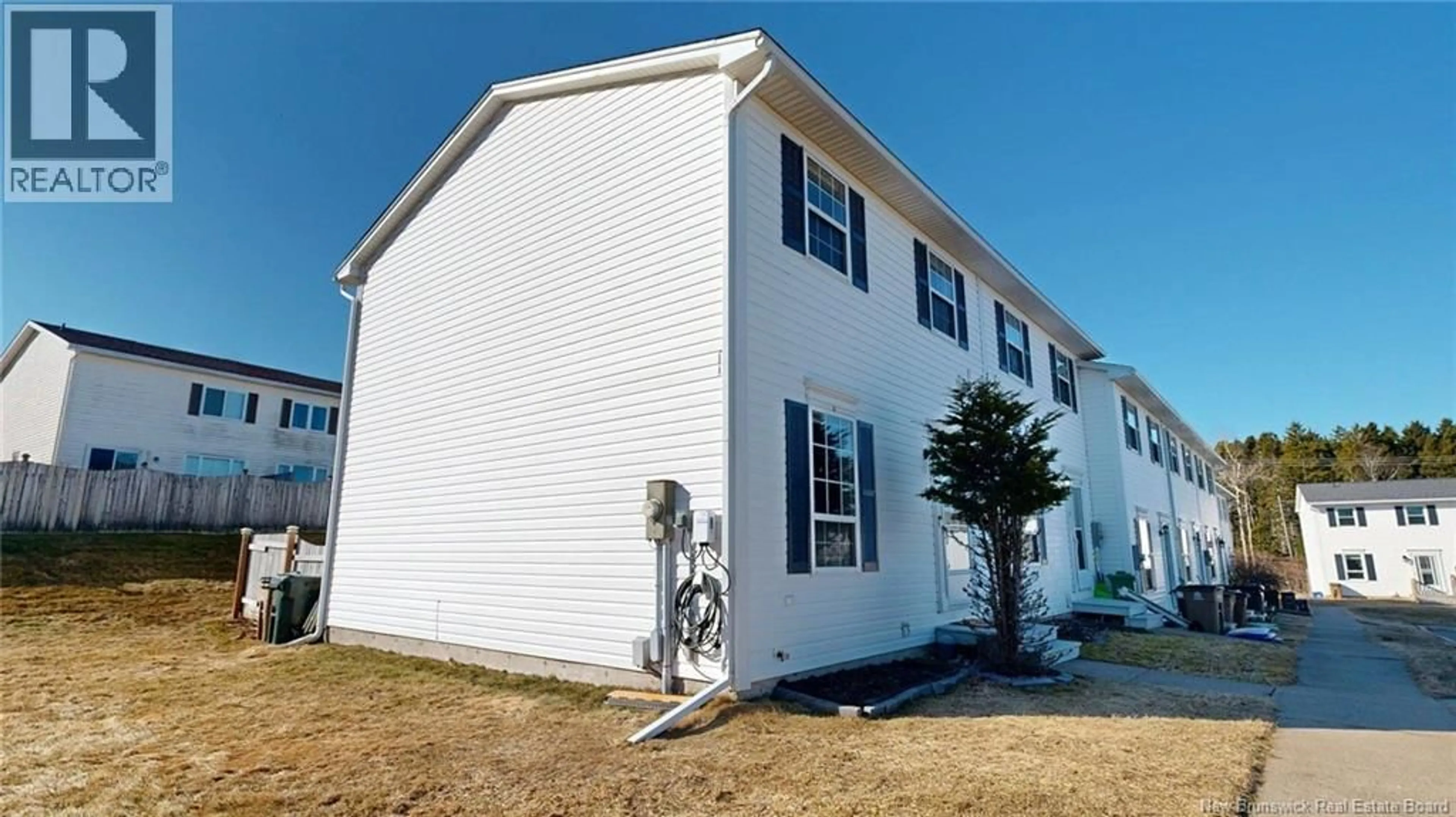 Home with vinyl exterior material, unknown for 19 MEADOWLAND TERRACE, Saint John New Brunswick E2M5S4