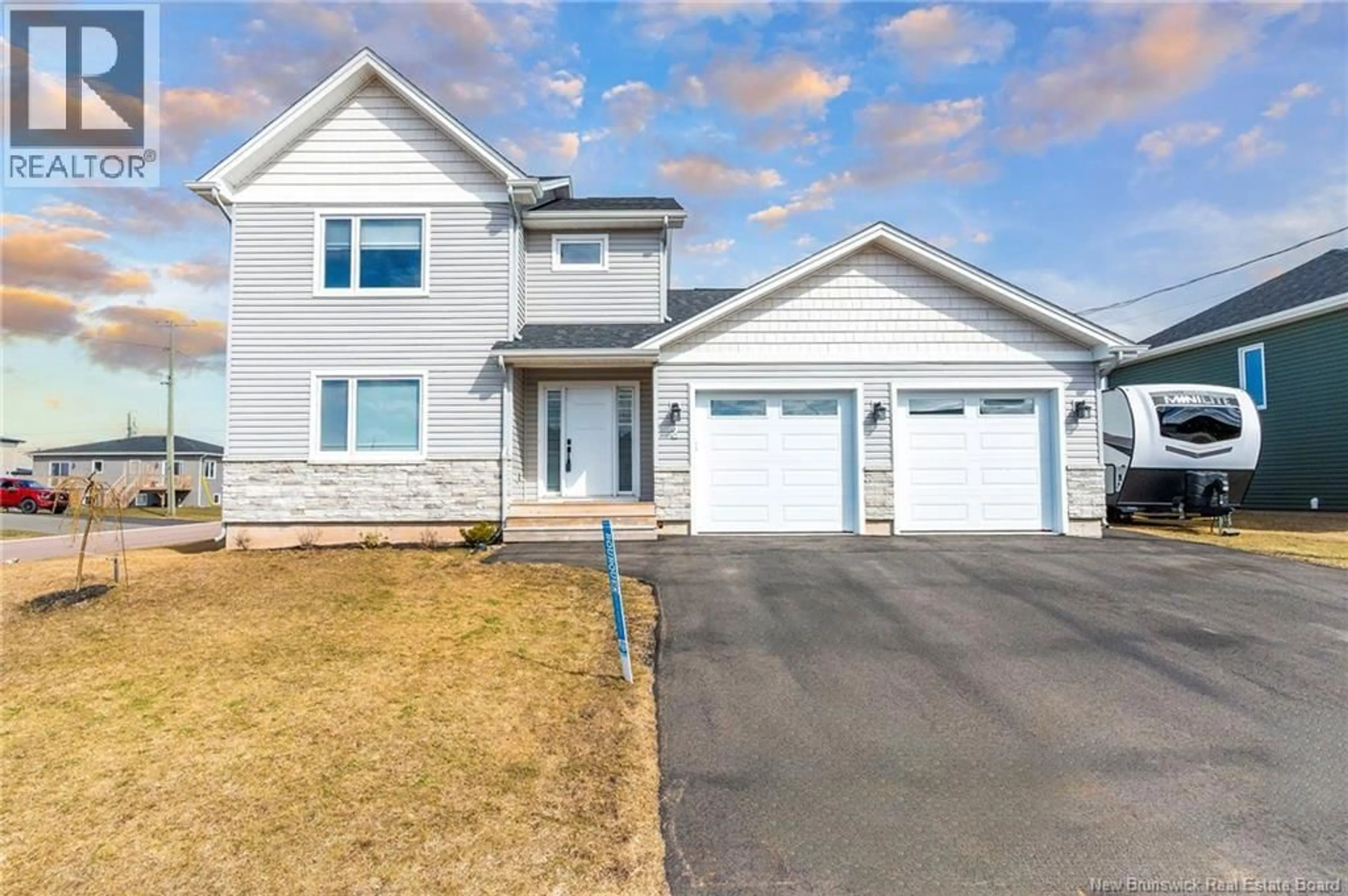 Home with vinyl exterior material, street for 2 ROBERT STREET, Shediac New Brunswick E4P0K9