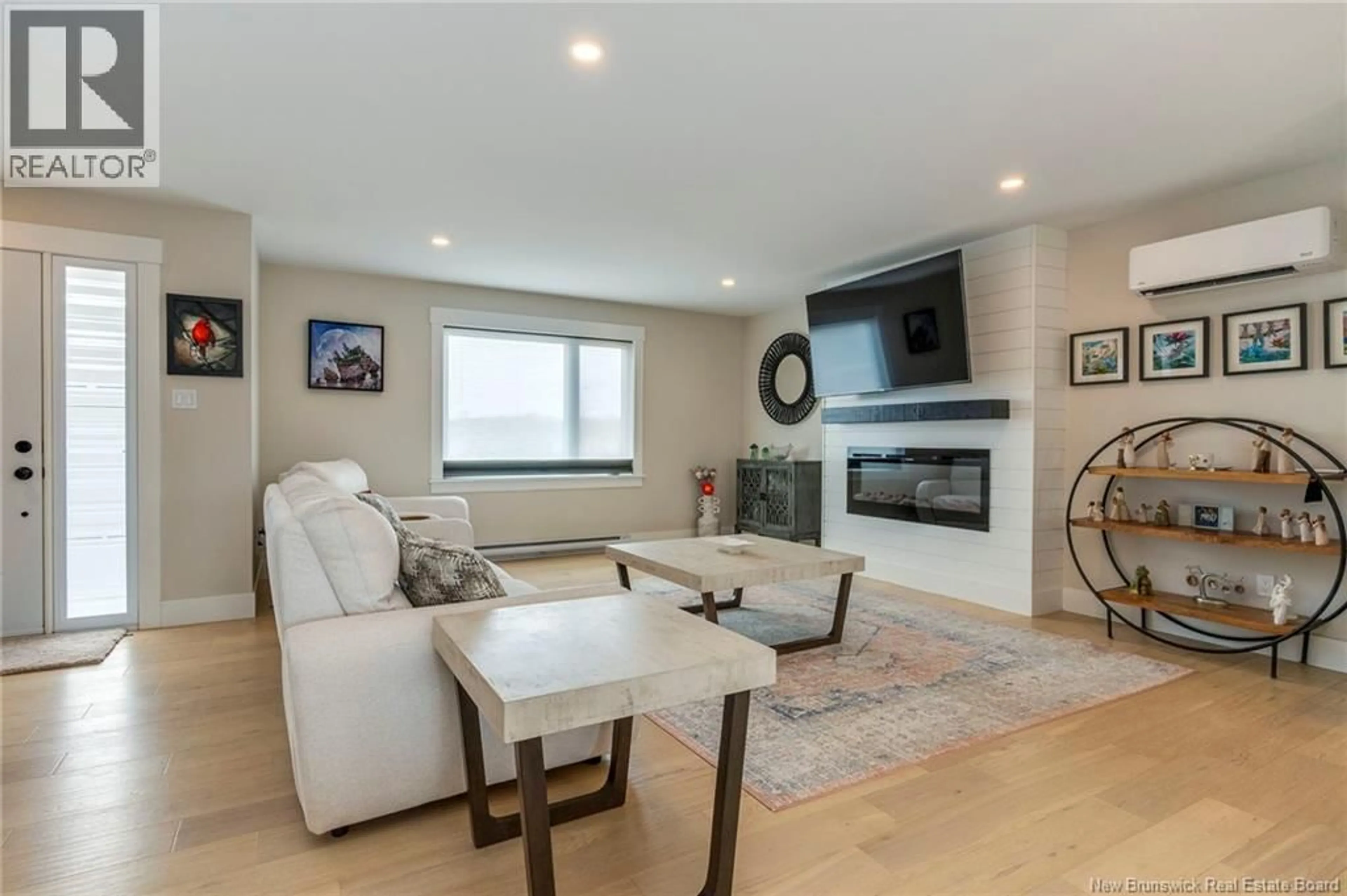 Living room with furniture, wood/laminate floor for 2 ROBERT STREET, Shediac New Brunswick E4P0K9