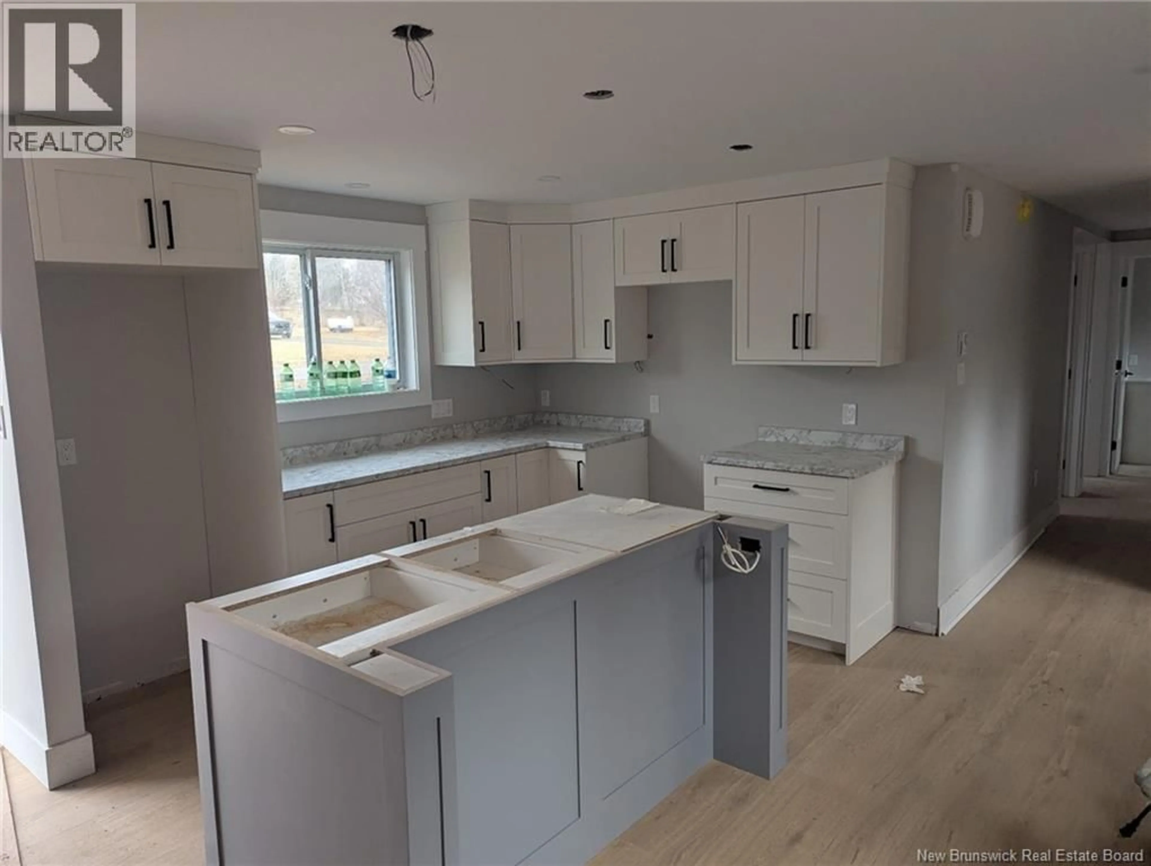Open concept kitchen, unknown for 92 TAMTREV COURT, Waasis New Brunswick E3B9A3