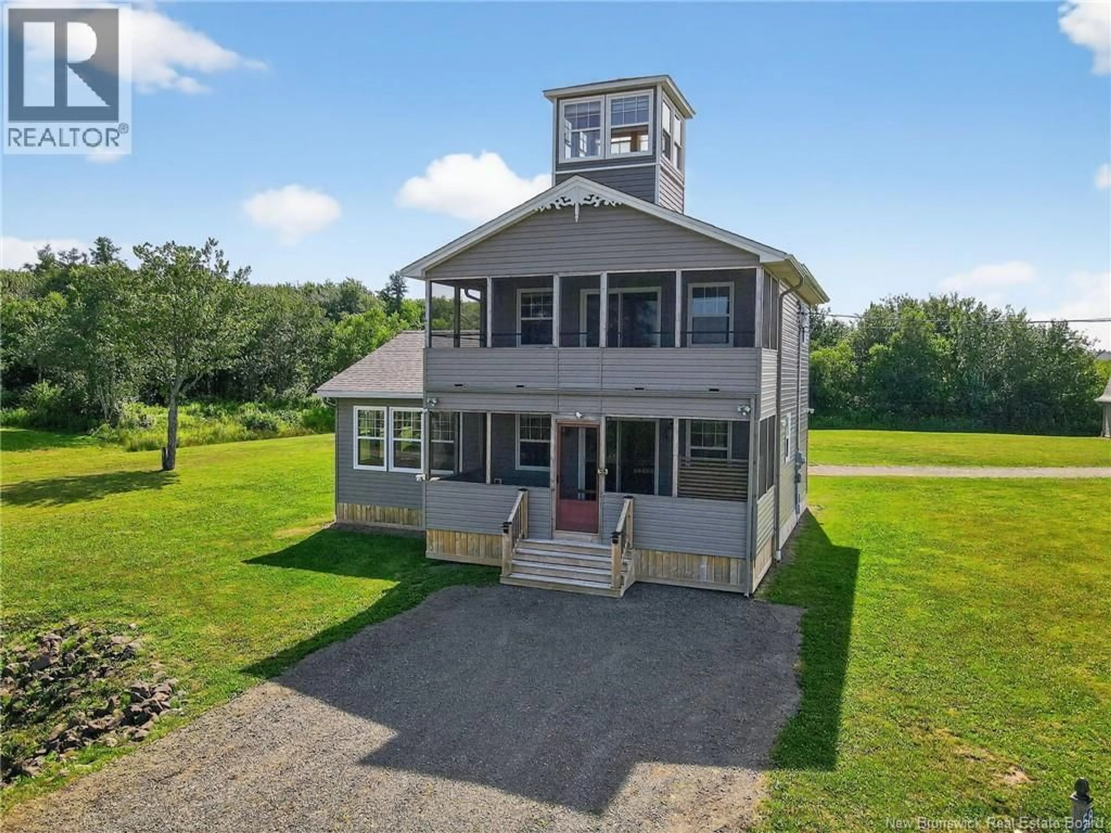 A pic from outside/outdoor area/front of a property/back of a property/a pic from drone, building for 58 VENICE AVENUE, Grande-Digue New Brunswick E4R5X4