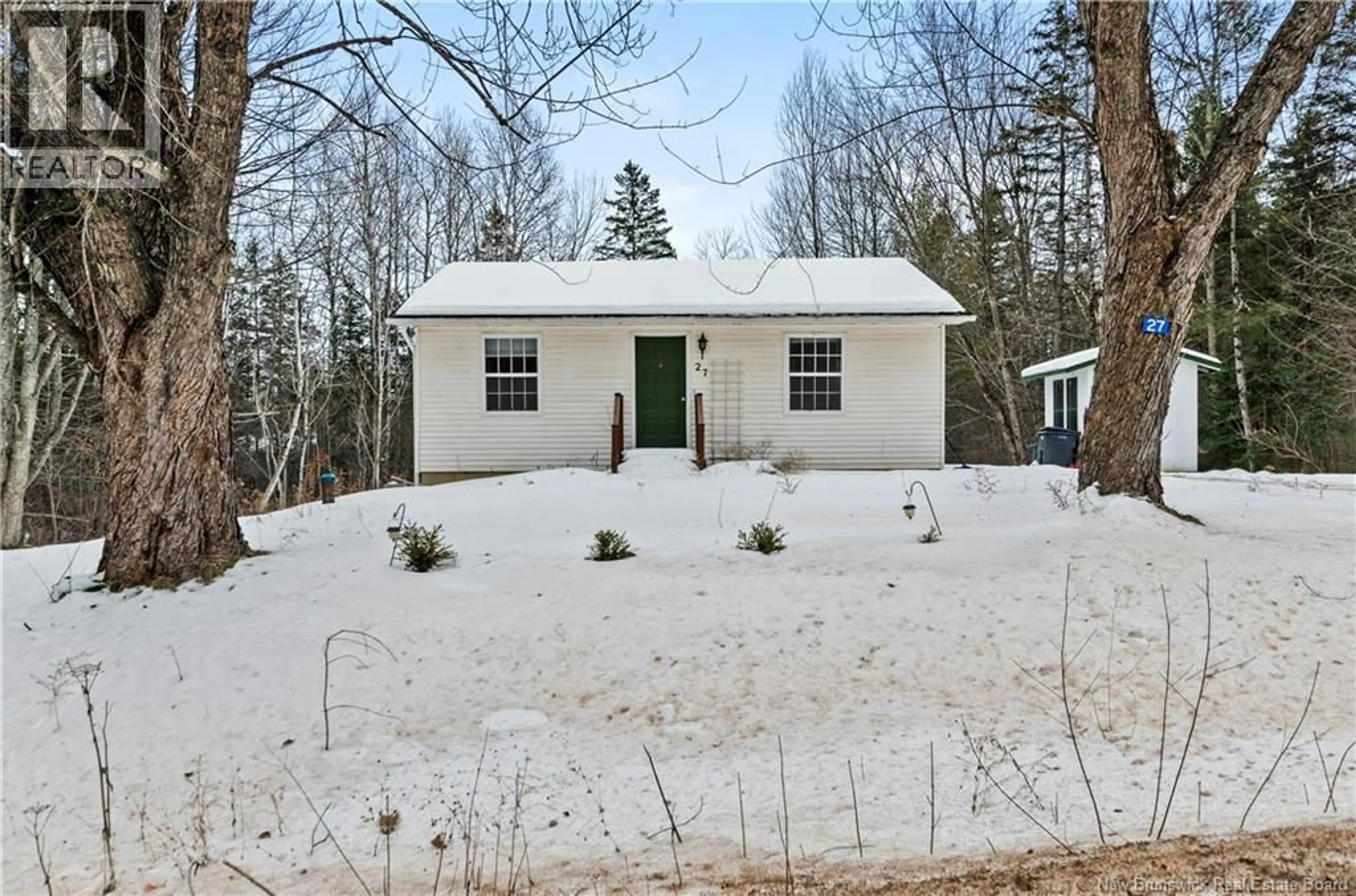 Shed for 27 GARDEN GROVE STREET, Fredericton New Brunswick E3B7G8