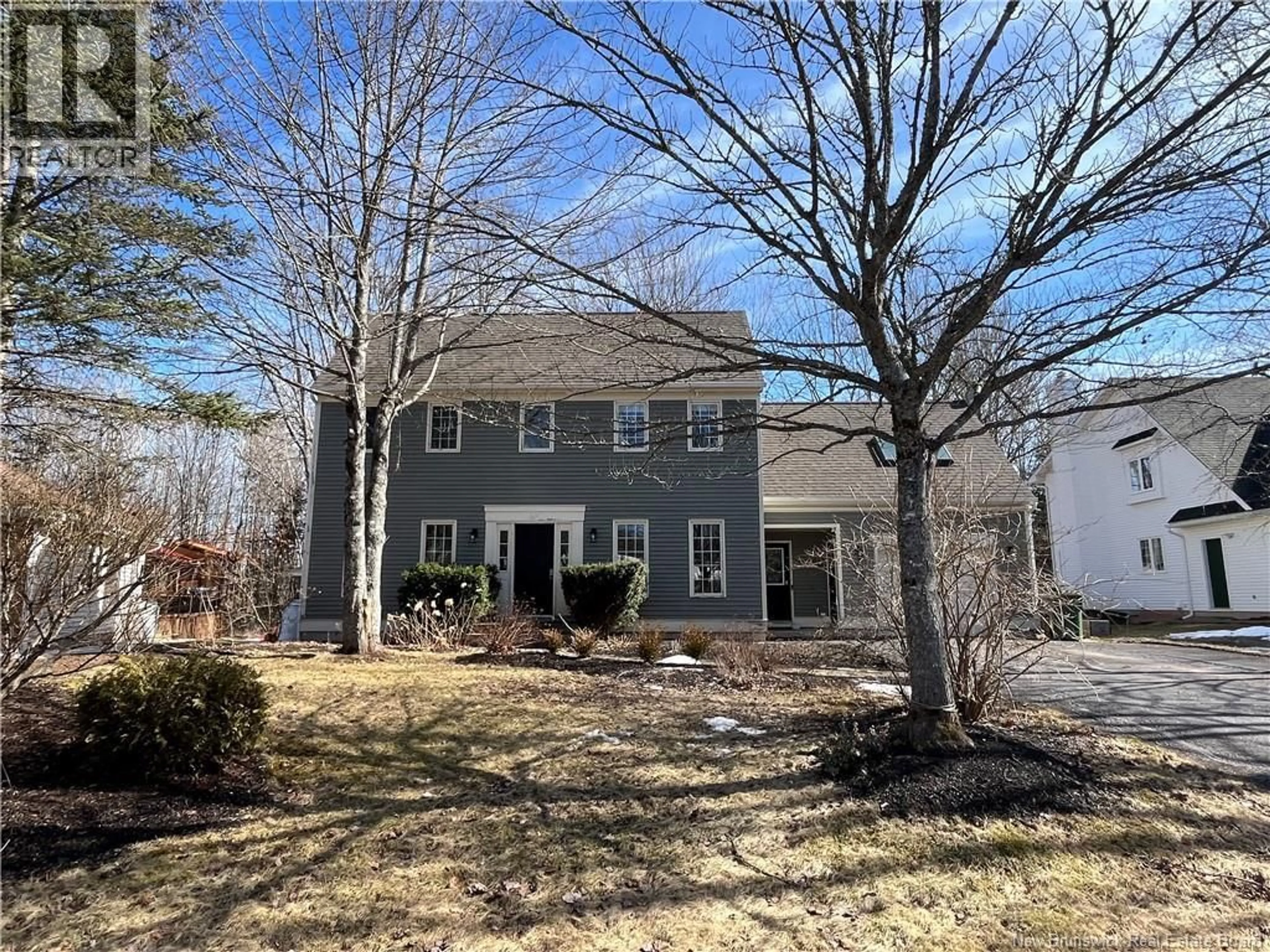 A pic from outside/outdoor area/front of a property/back of a property/a pic from drone, street for 20 LINDEN CRESCENT, Moncton New Brunswick E1G2B1