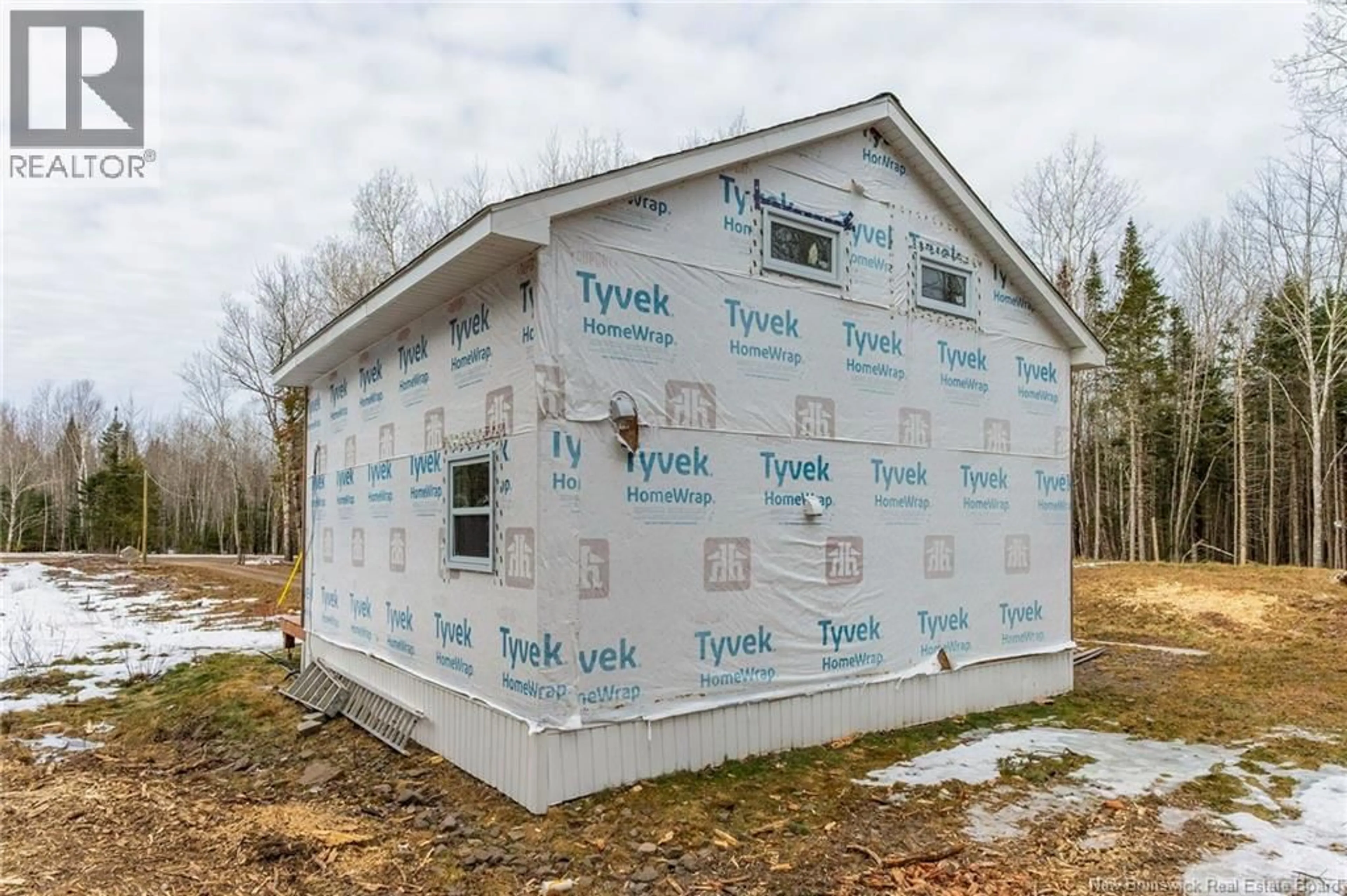 Home with vinyl exterior material, building for 836 DES DALLAIRE, Sainte-Marie-De-Kent New Brunswick E4S1S8