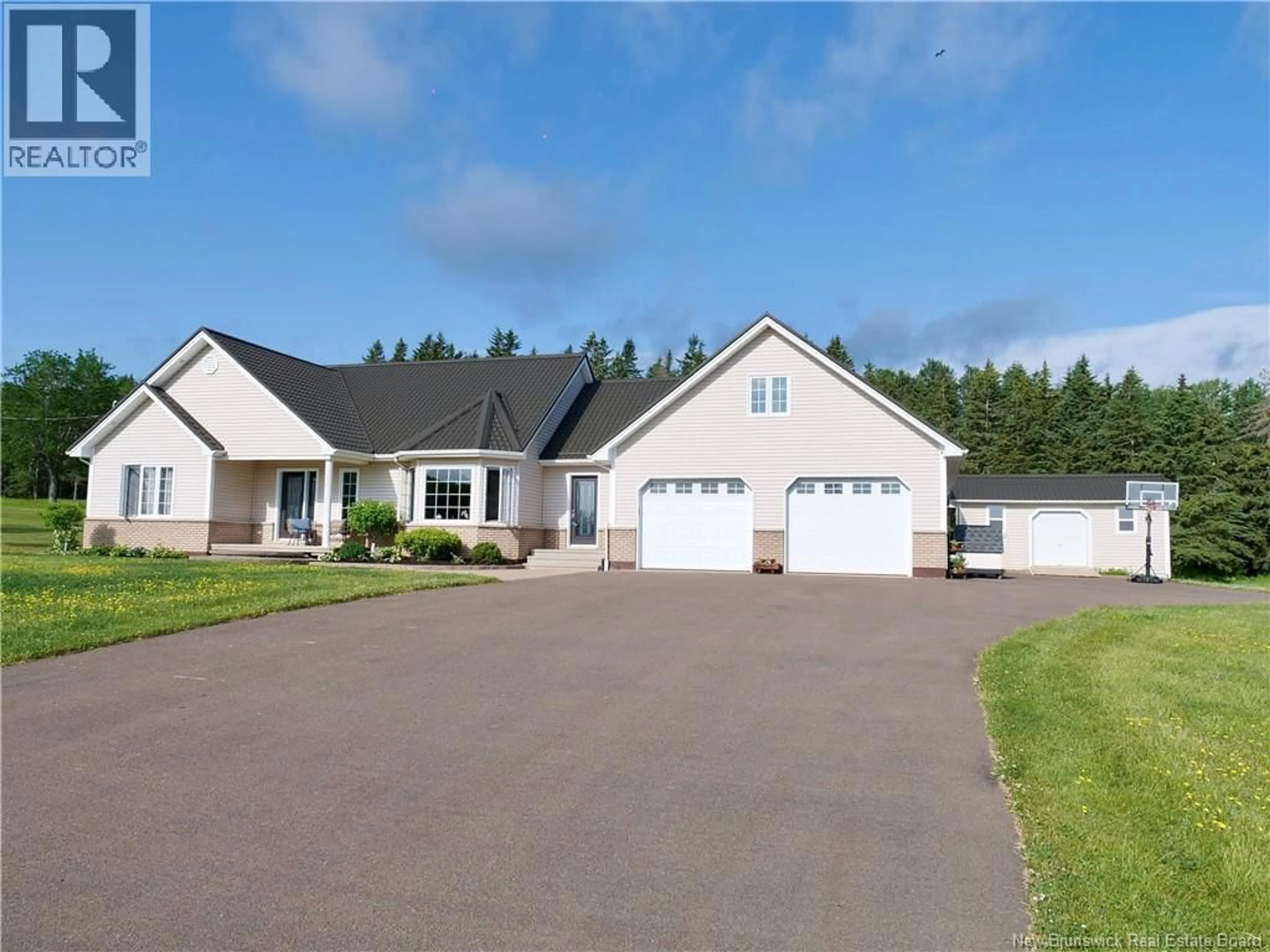 Home with vinyl exterior material, street for 32 FALCONER, Notre-Dame New Brunswick E4V1Y5