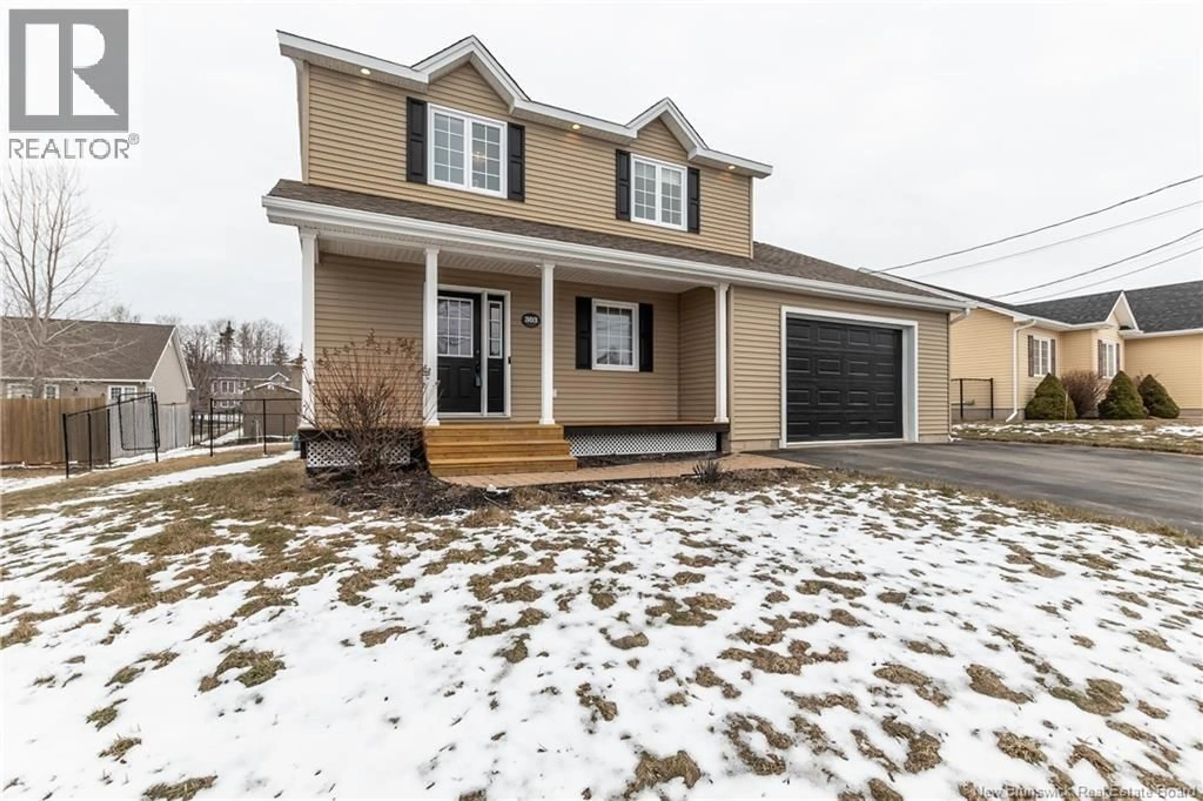 Home with vinyl exterior material, street for 303 DRAYTON STREET, Moncton New Brunswick E1A8W6