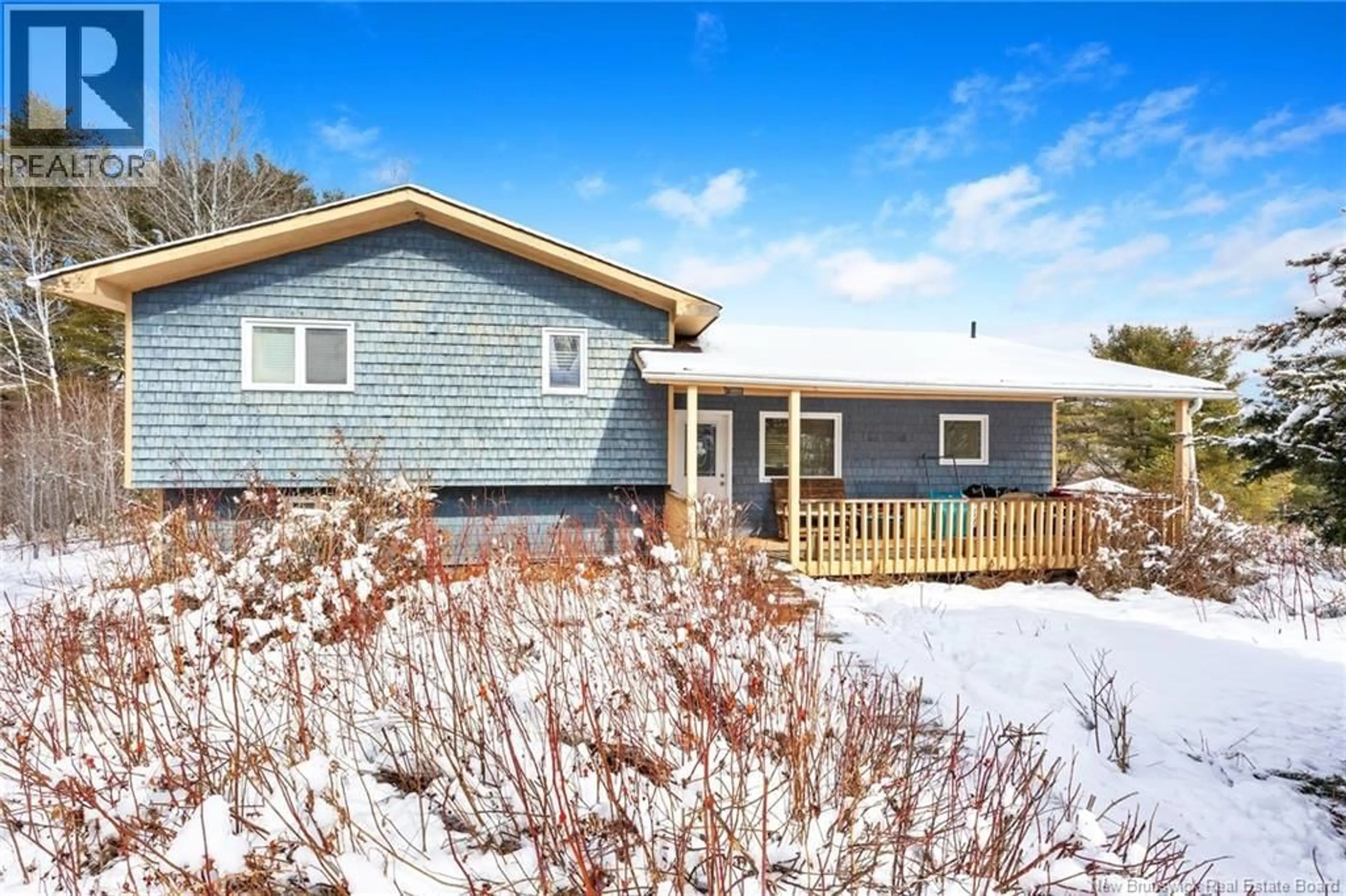 Home with vinyl exterior material, unknown for 4235 ROUTE 102, Pleasant Villa New Brunswick E5M1Y9