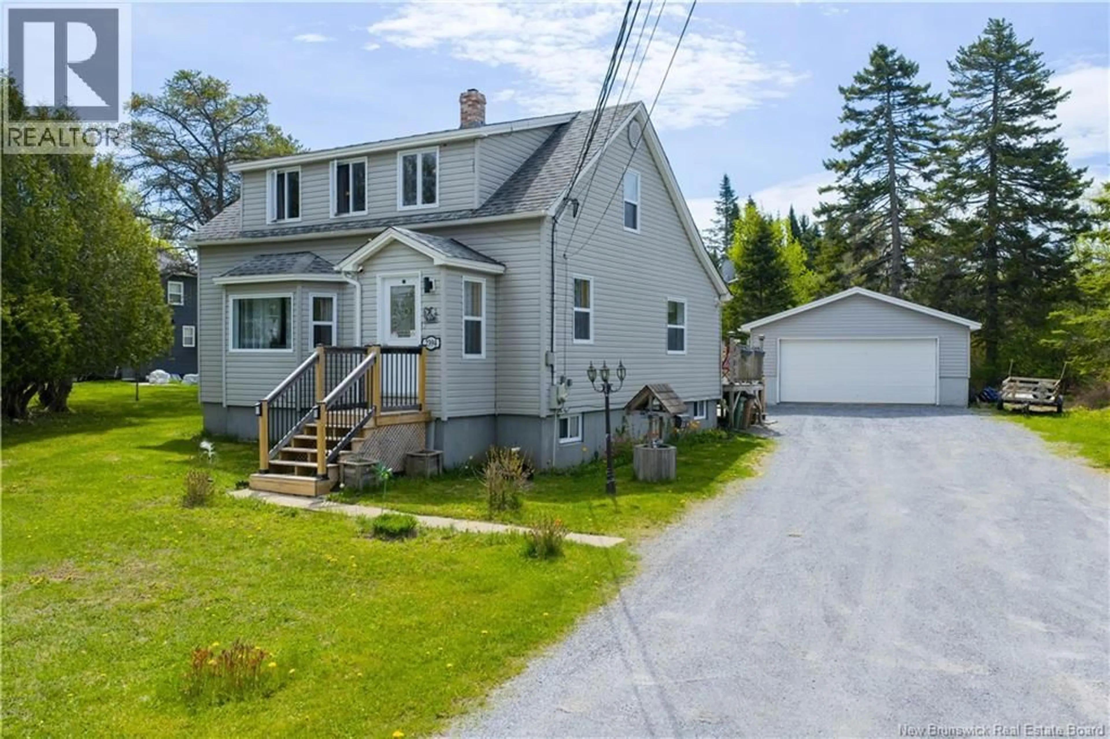 A pic from outside/outdoor area/front of a property/back of a property/a pic from drone, street for 2394 LOCH LOMOND ROAD, Saint John New Brunswick E2N1A4