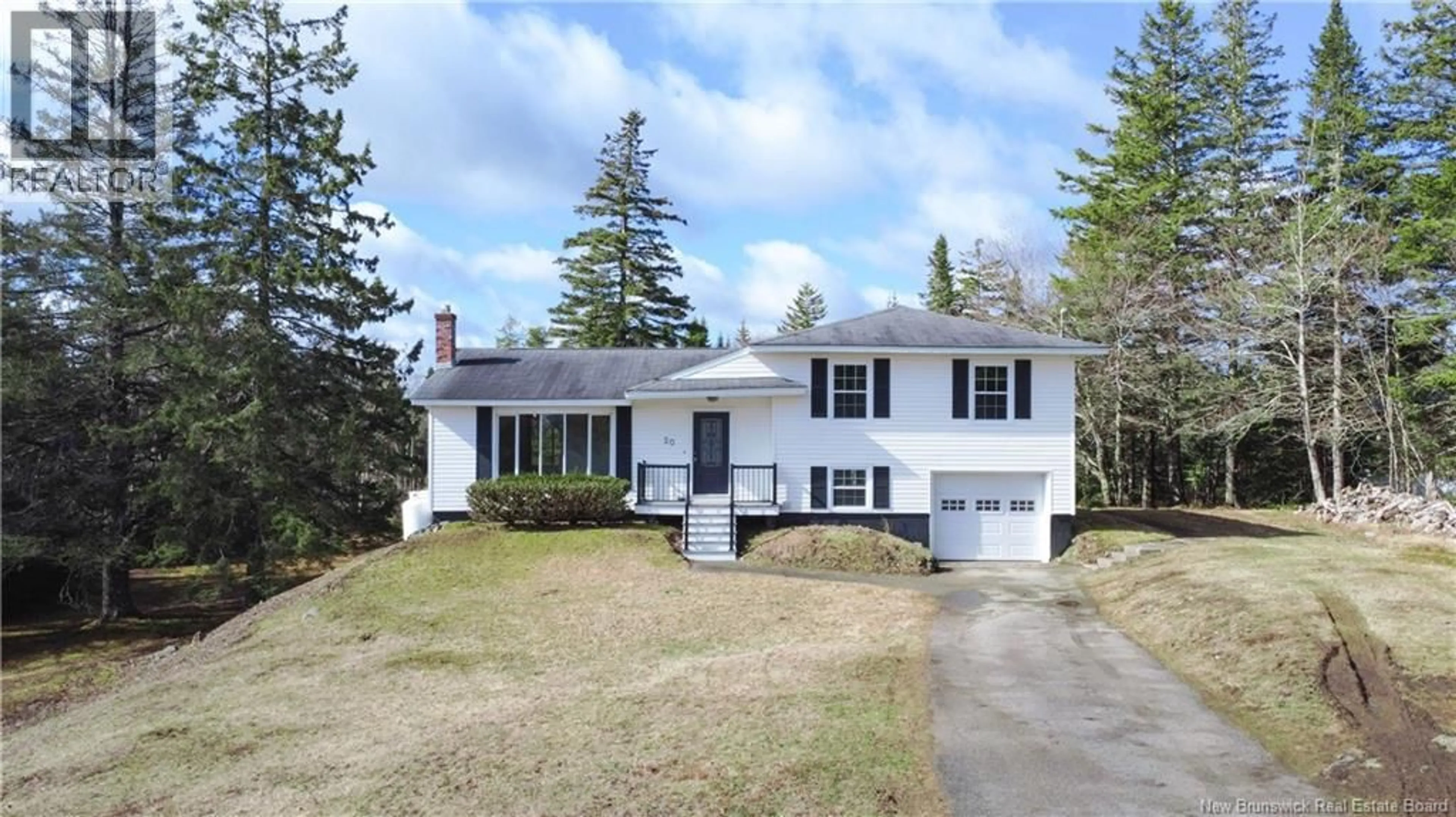 Home with vinyl exterior material, street for 20 WILLIAMS STREET, Upper Golden Grove New Brunswick E2S3E5