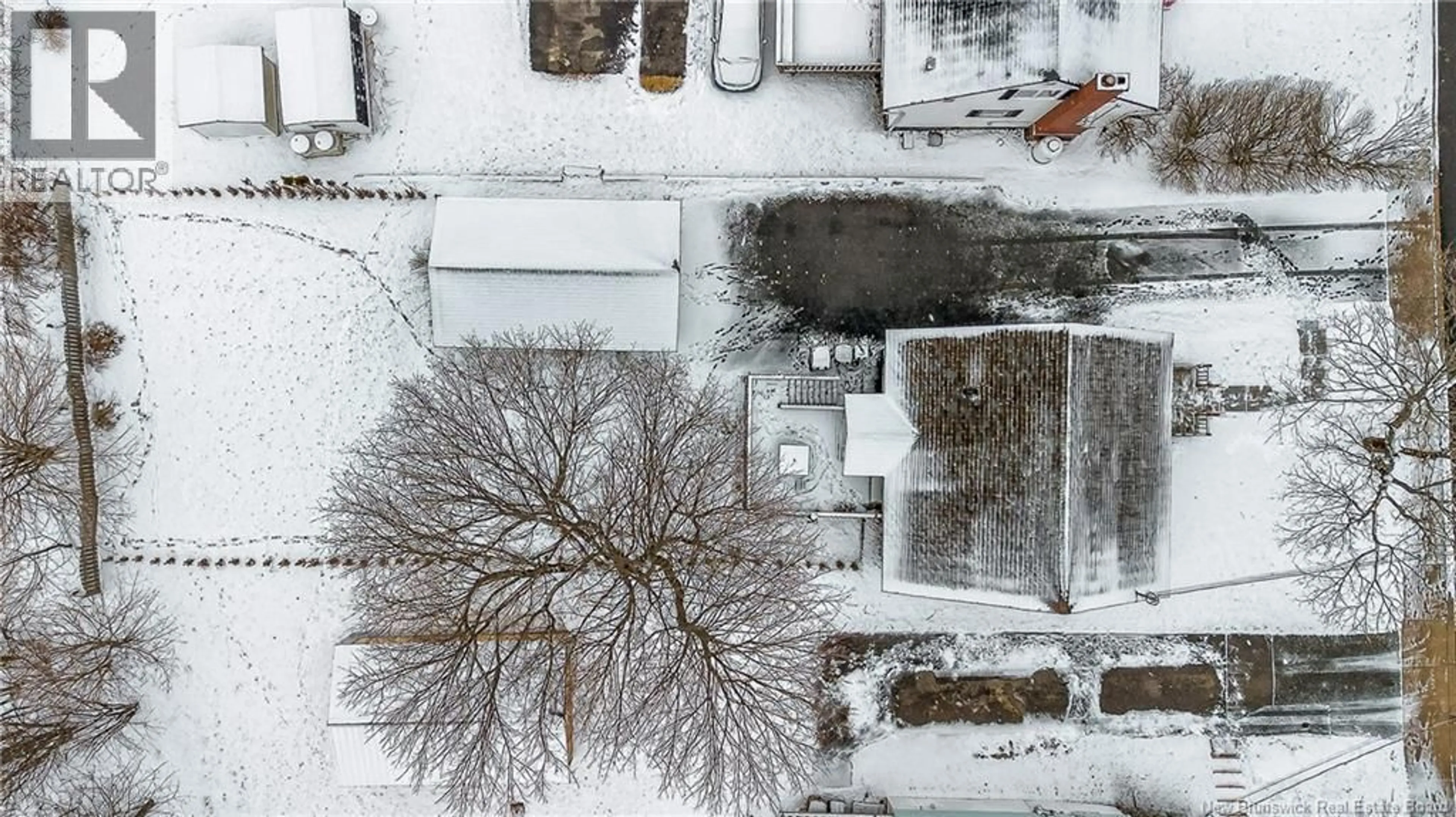 A pic from outside/outdoor area/front of a property/back of a property/a pic from drone, street for 185 ELLERDALE STREET, Saint John New Brunswick E2L2L8